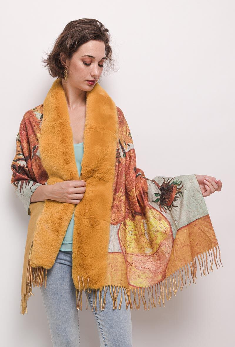 Wholesaler MAR&CO - Printed poncho con estampado