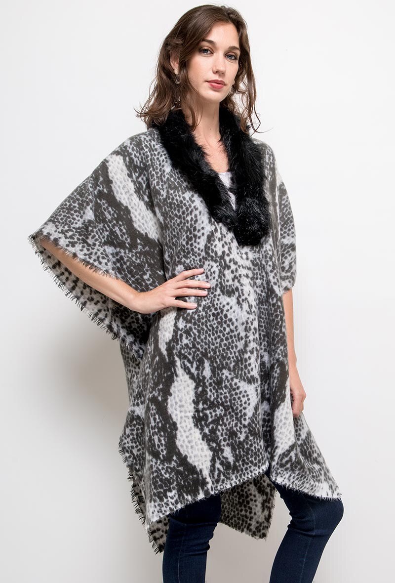 Grossiste MAR&CO - Poncho à imprimé python