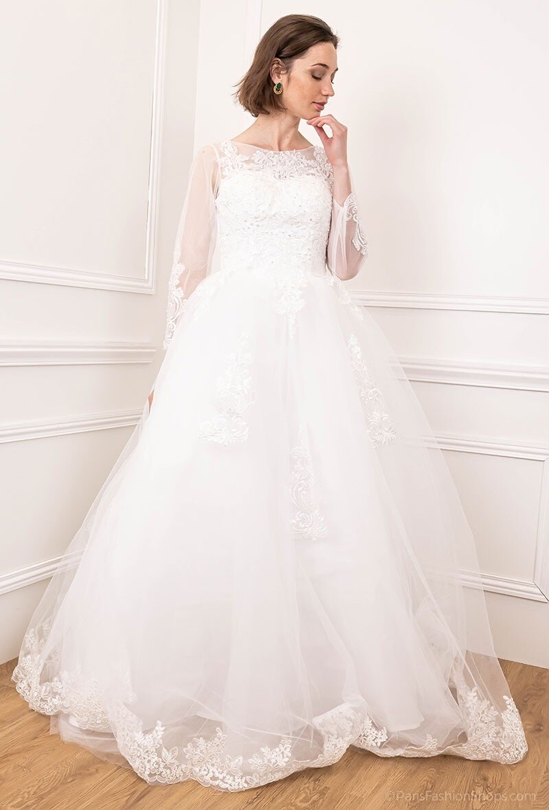 Wholesaler Marie June - Embroidered wedding dress with sequins