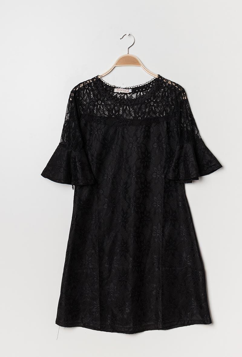 Wholesaler Marie June - Straight dress in lace