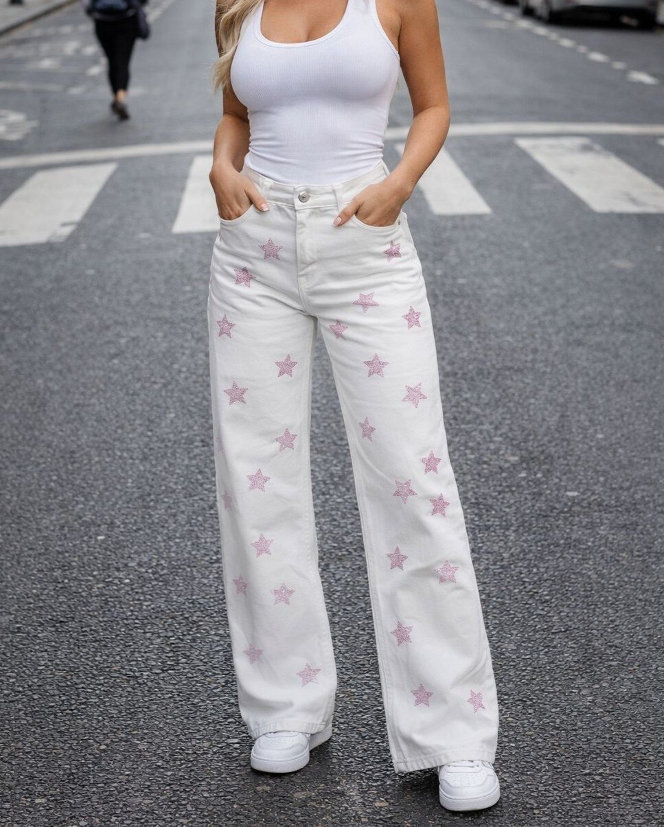 Großhändler Marivy - Weiße Wide Leg Jeans mit rosa Stern-Strasssteinen