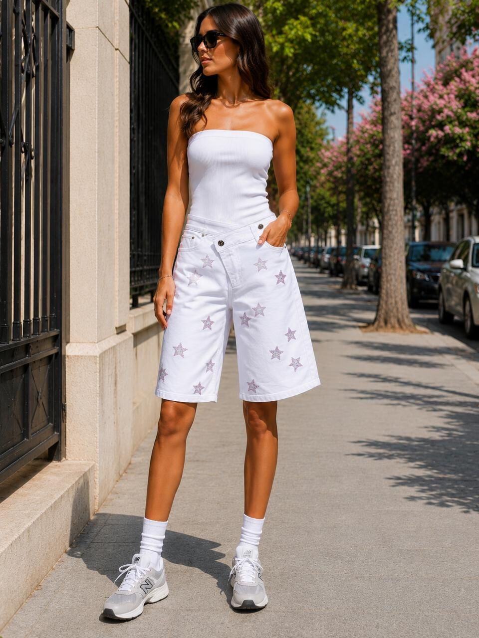 Wholesaler Marivy - White Bermuda Shorts with Pink Rhinestone Stars