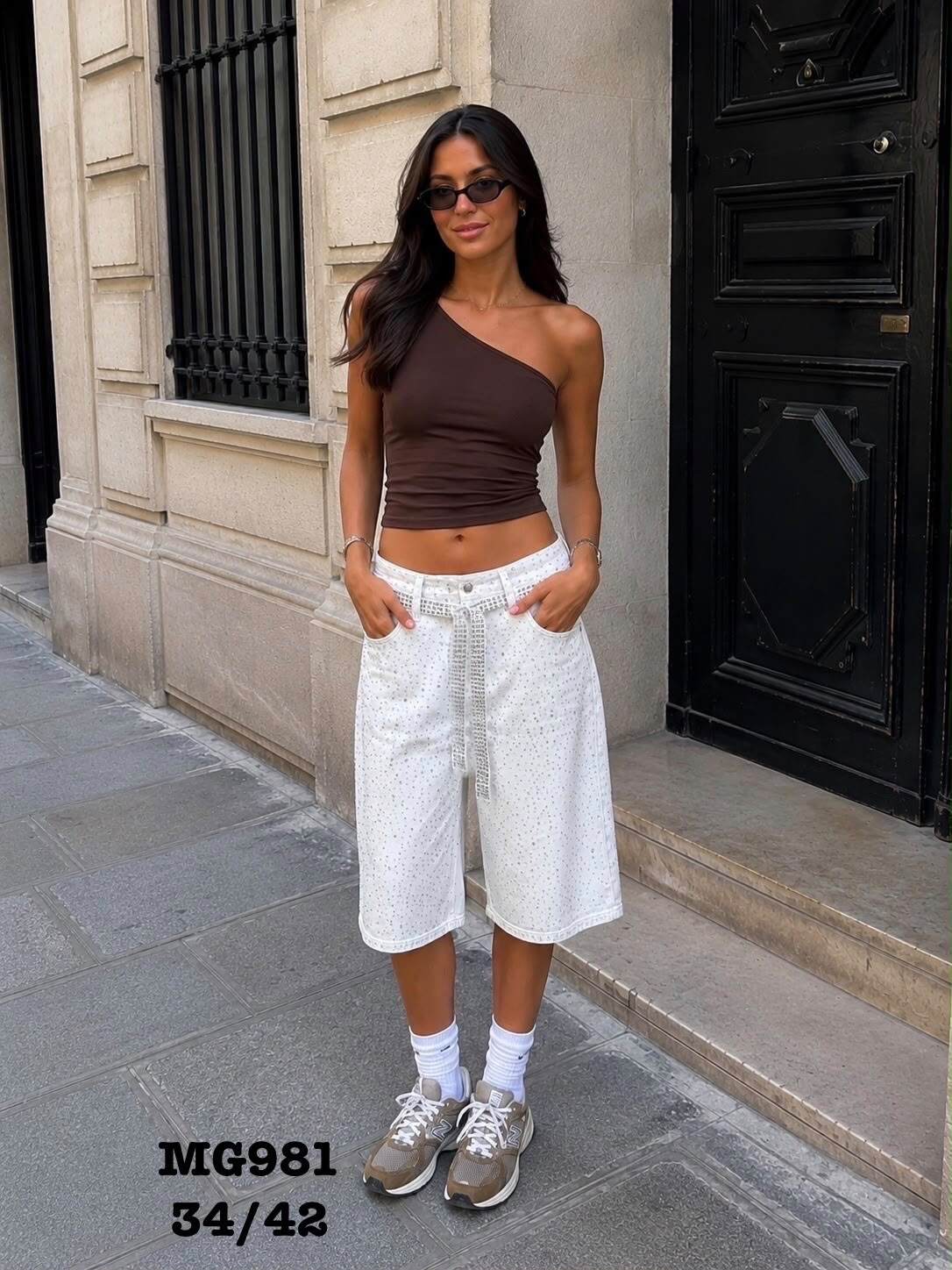 Wholesaler Marivy - Sparkling Bermuda Shorts with Rhinestone Belt