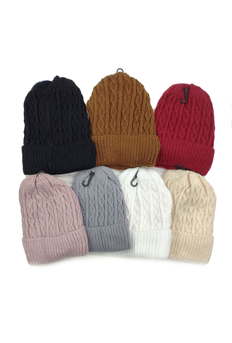 Wholesaler Maromax - Plain braided hat with fur