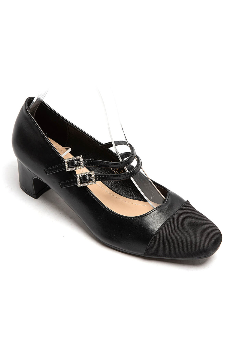 Wholesaler Marquiiz - Elegant pumps with ankle strap and buckle