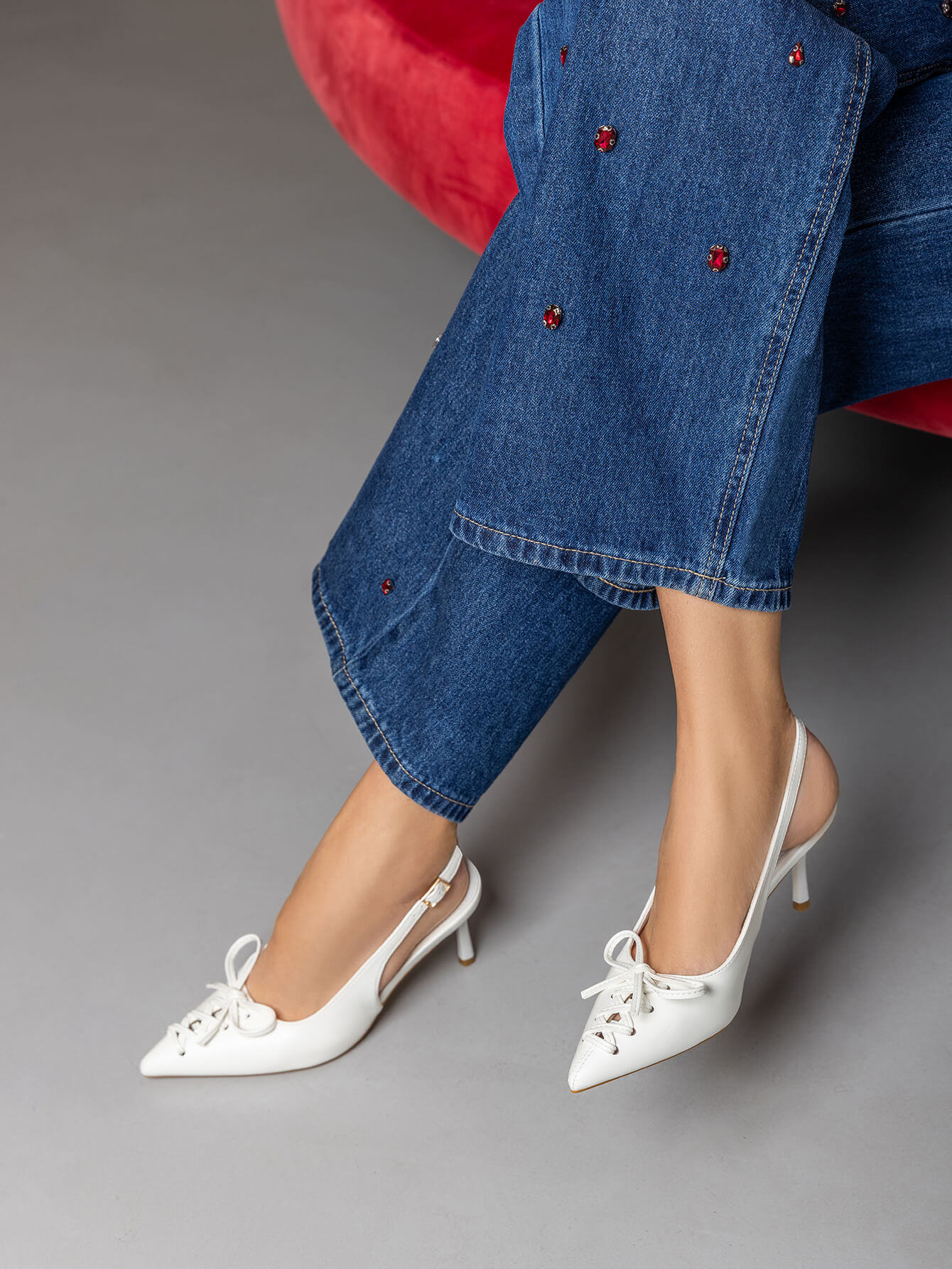Mayorista Marquiiz - Zapatos de tacón elegantes con punta afilada y detalles de lazo