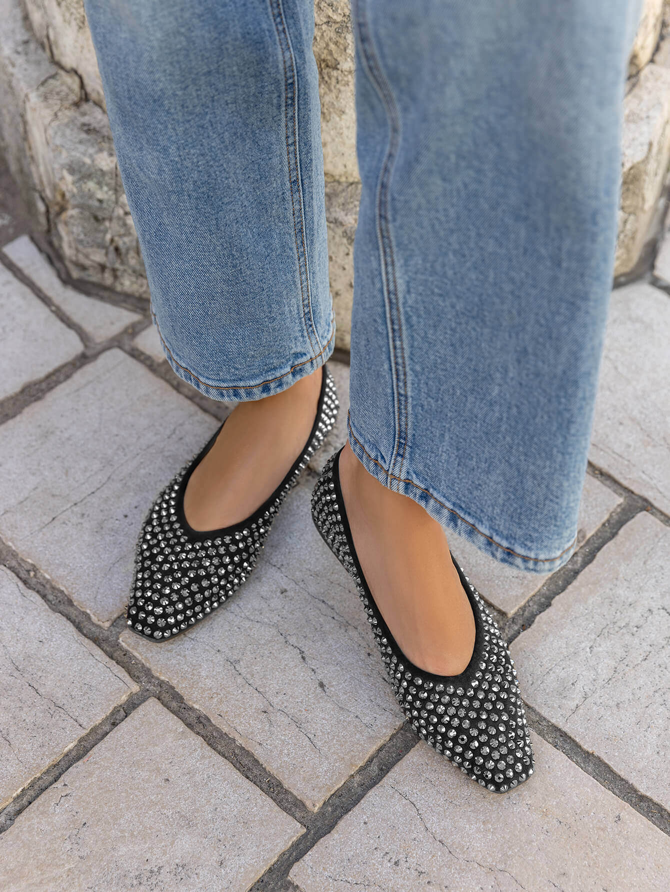 Wholesaler Marquiiz - Elegant loafers with rhinestones and flat soles