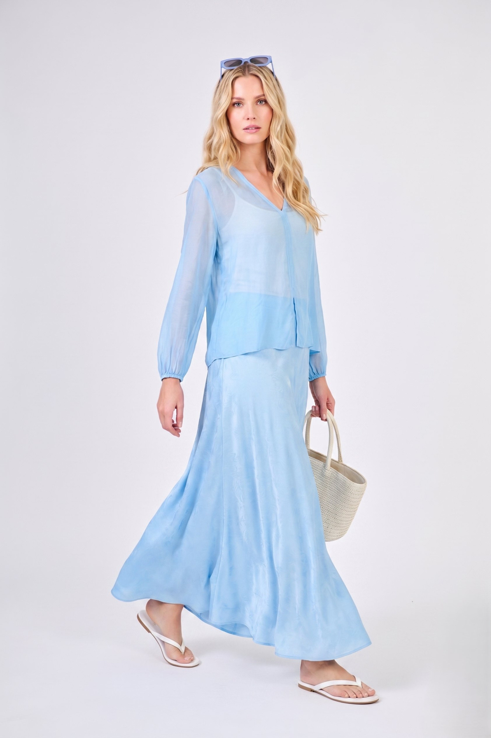 Grossiste Max & Enjoy (Vêtements) - Blouse en soie mélangée effet vaporeux