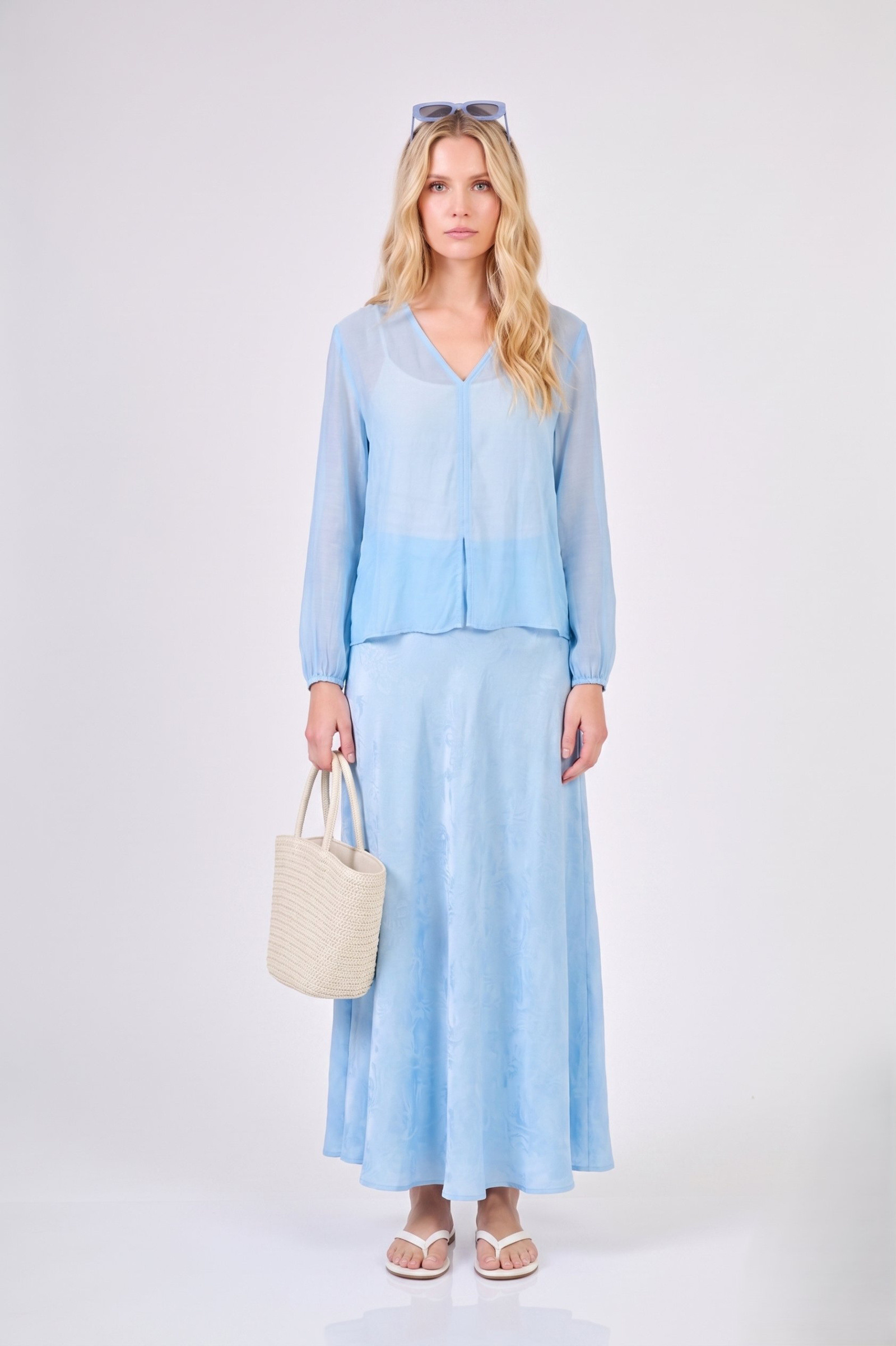 Grossiste Max & Enjoy (Vêtements) - Blouse en soie mélangée effet vaporeux