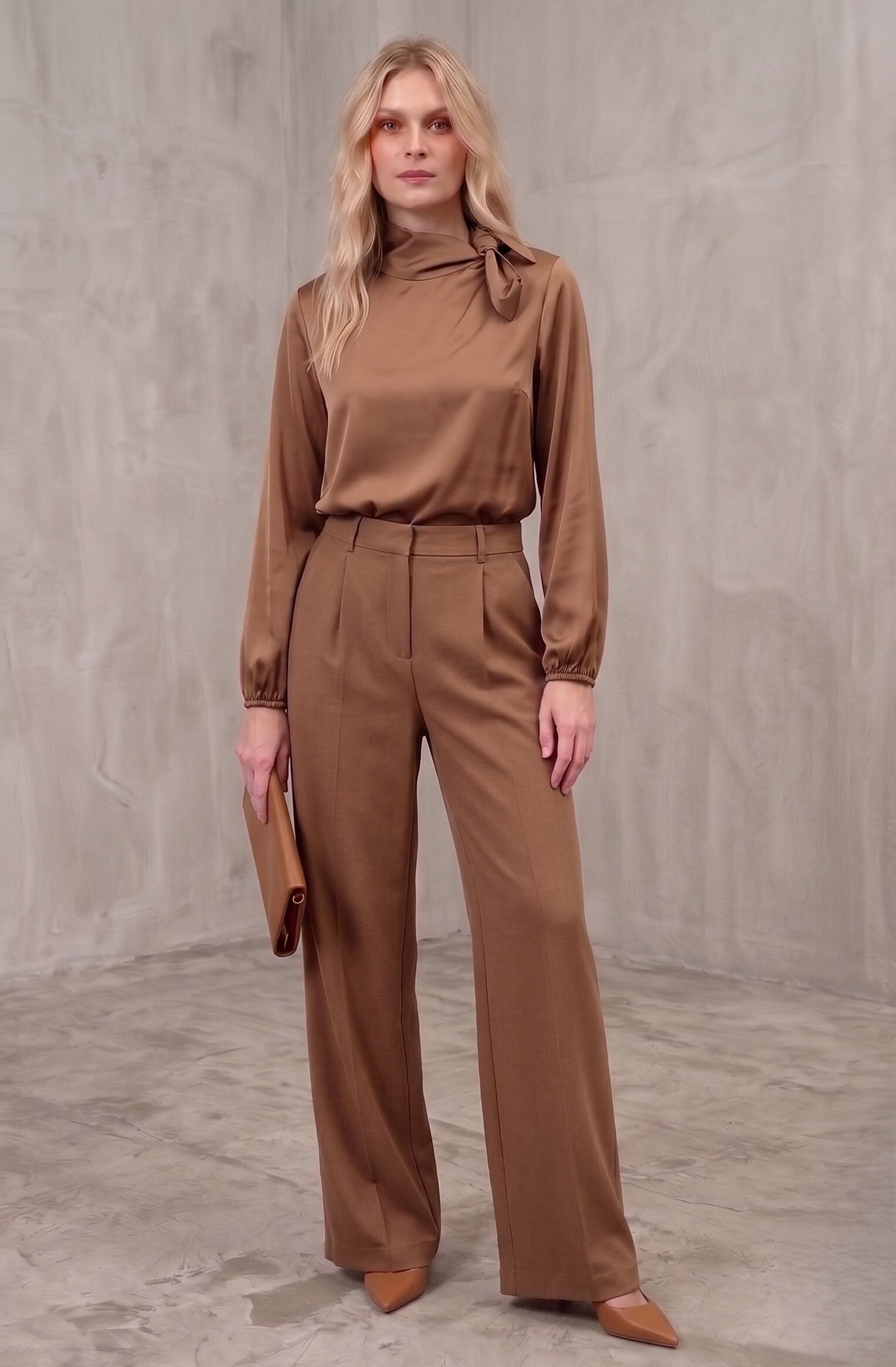 Großhändler Max & Enjoy (Vêtements) - Einfarbige Bluse mit Schleifenkragen aus Polyester