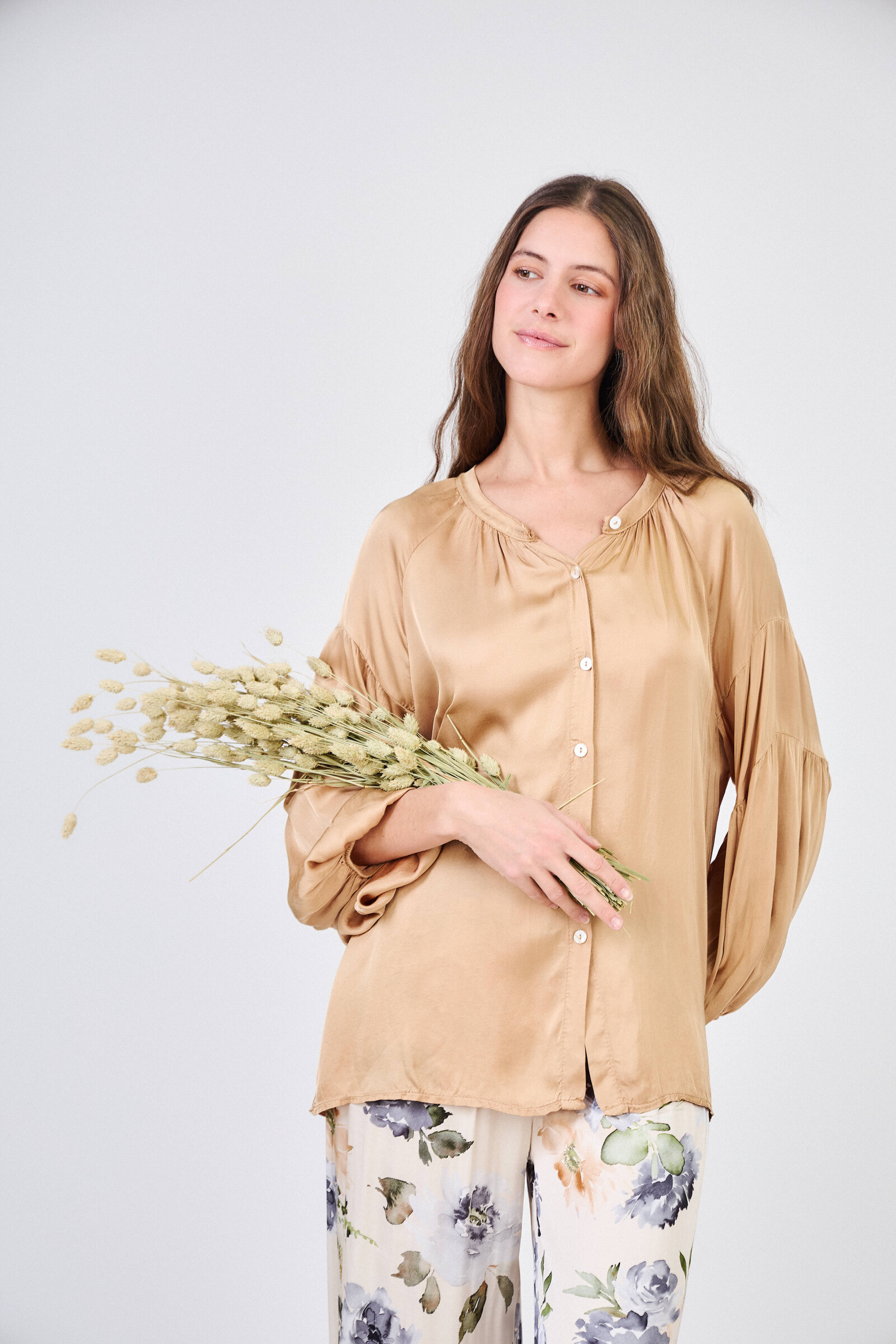 Grossista Max & Enjoy (Vêtements) - Blusa di seta a dimensioni su dimensioni Effetto satinato