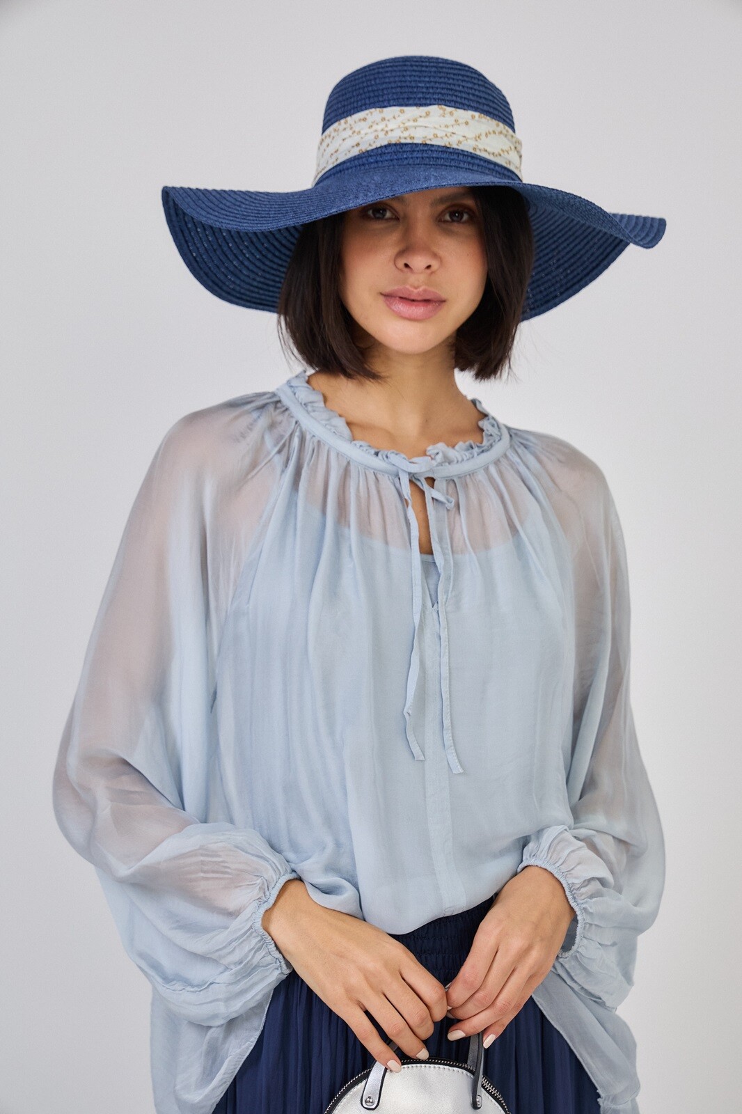 Großhändler Max & Enjoy (Vêtements) - Transparente Frou Frou Bluse aus Seidenmischung mit luftigem Effekt