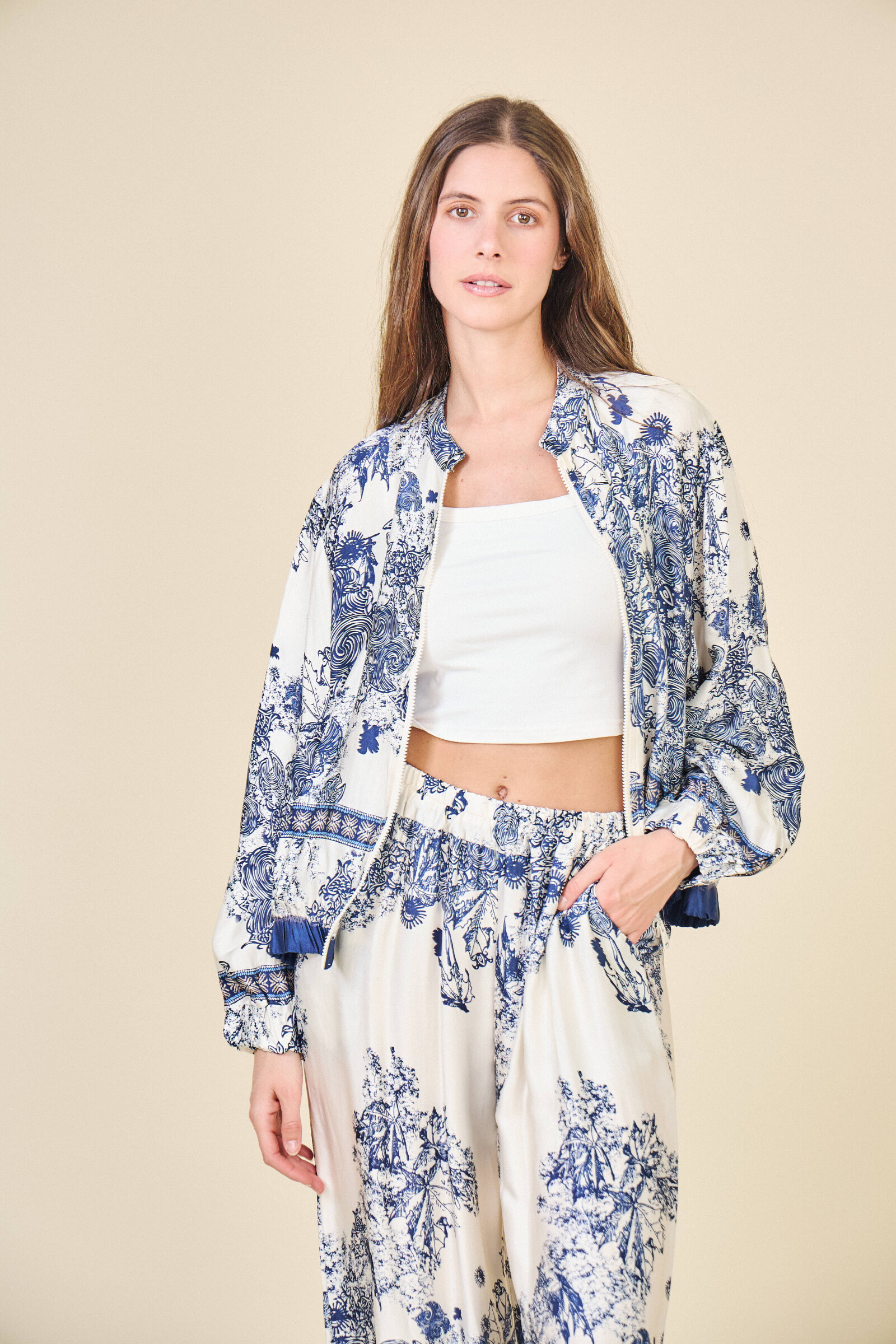 Wholesaler Max & Enjoy (Vêtements) - "Arabesques" printed jacket