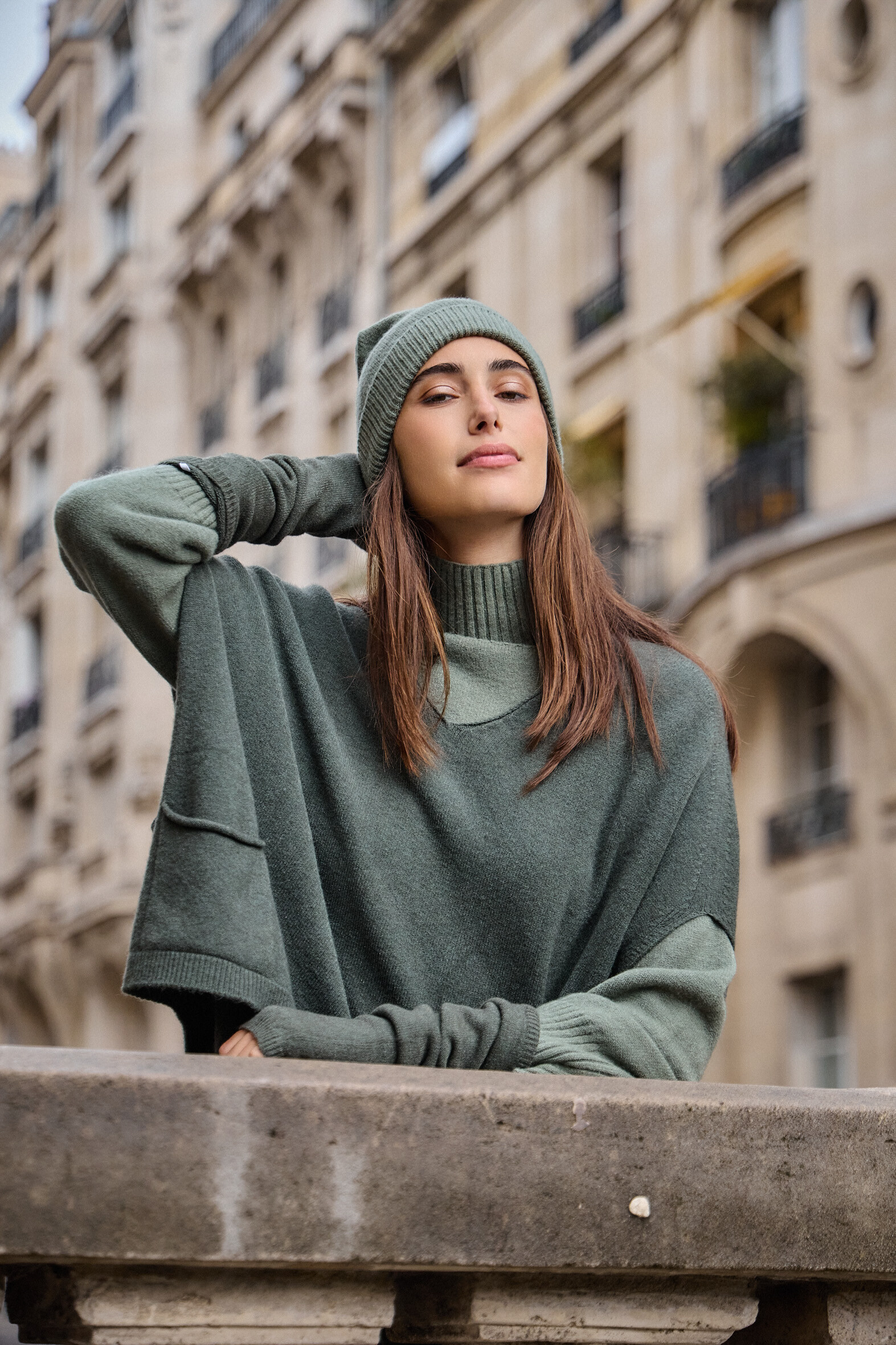 Grossiste Max & Enjoy (Vêtements) - Poncho col v sans couture