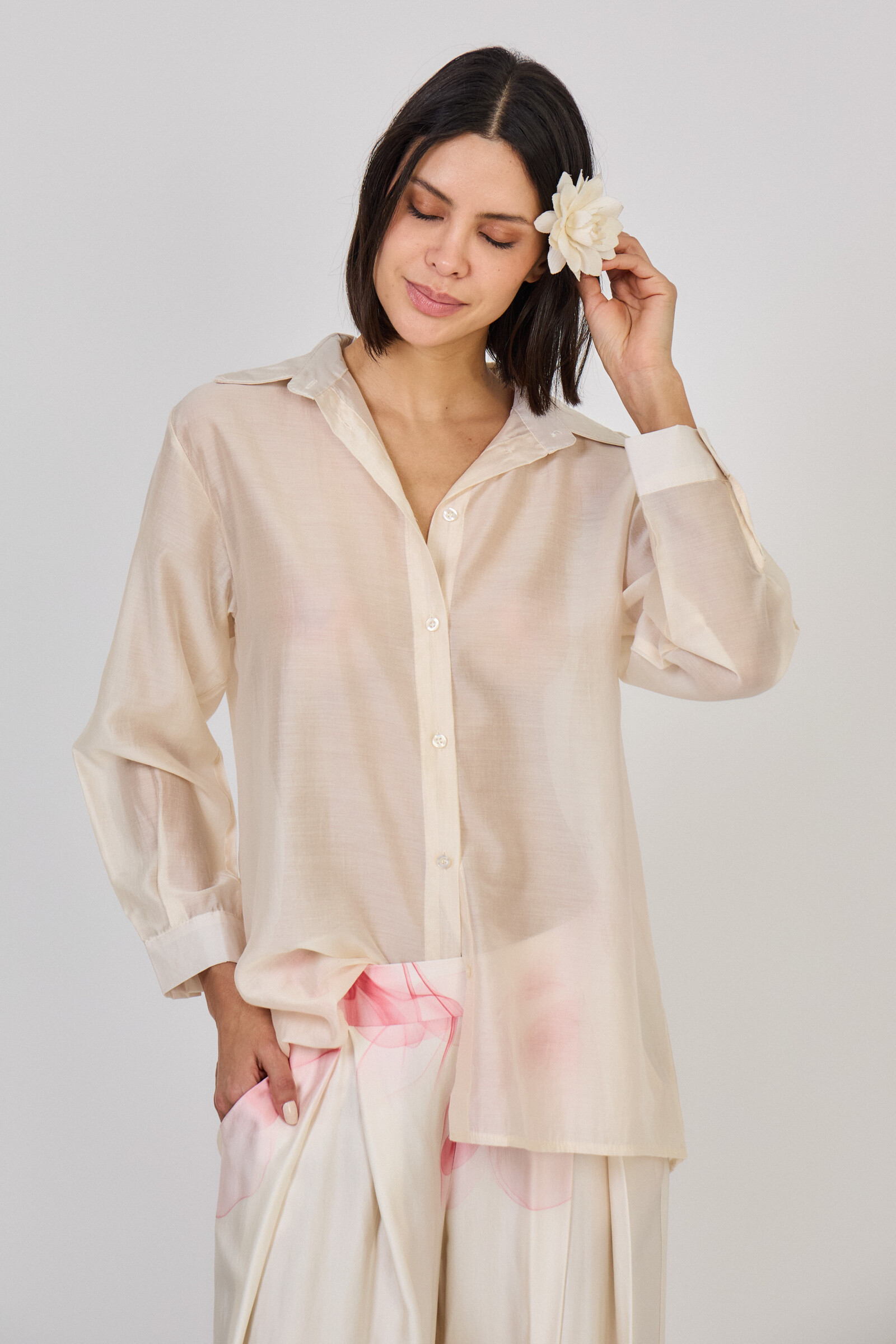 Mayorista Max & Enjoy (Vêtements) - Camisa de efecto de seda transparente, mangas largas
