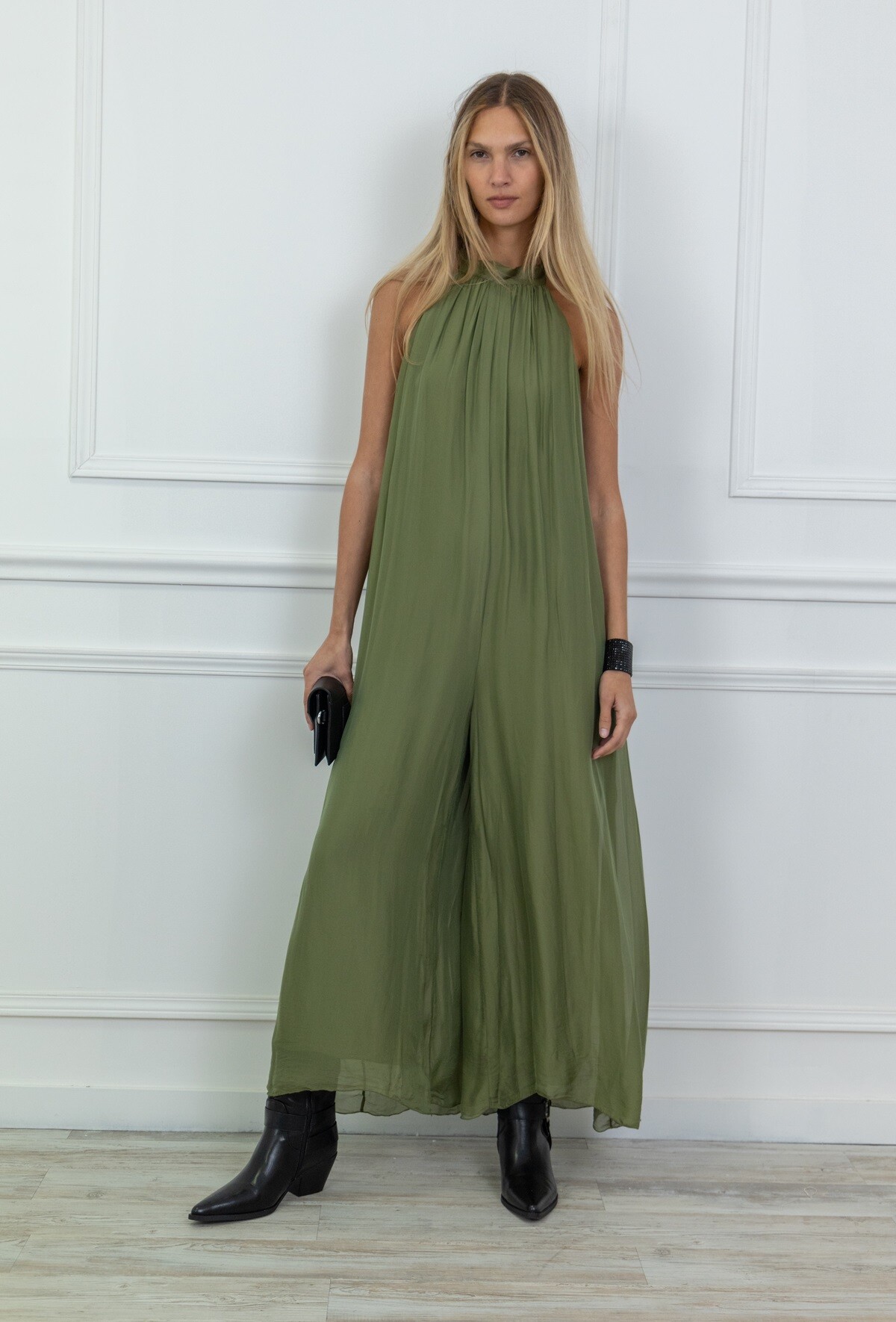 Grossiste Max & Enjoy (Vêtements) - COMBINAISON EN SOIE VAPOREUSE