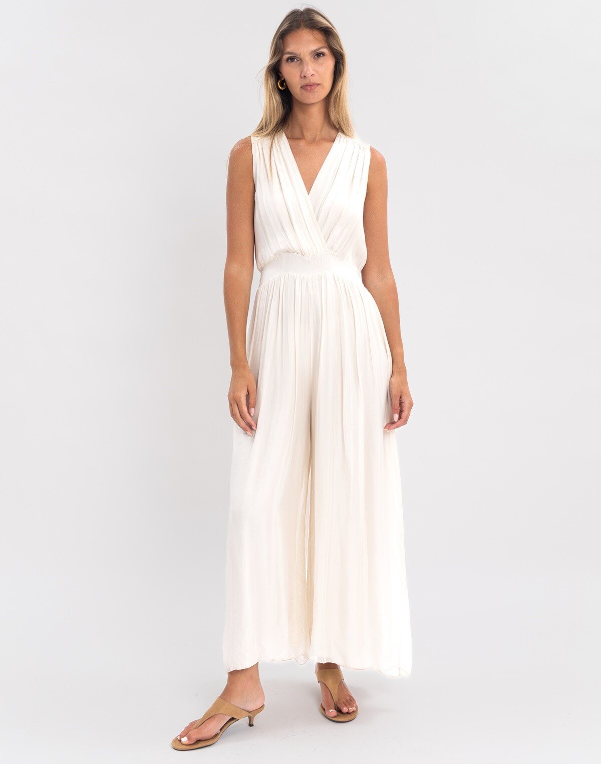 Grossiste Max & Enjoy (Vêtements) - Combinaison longue en soie vaporeuse