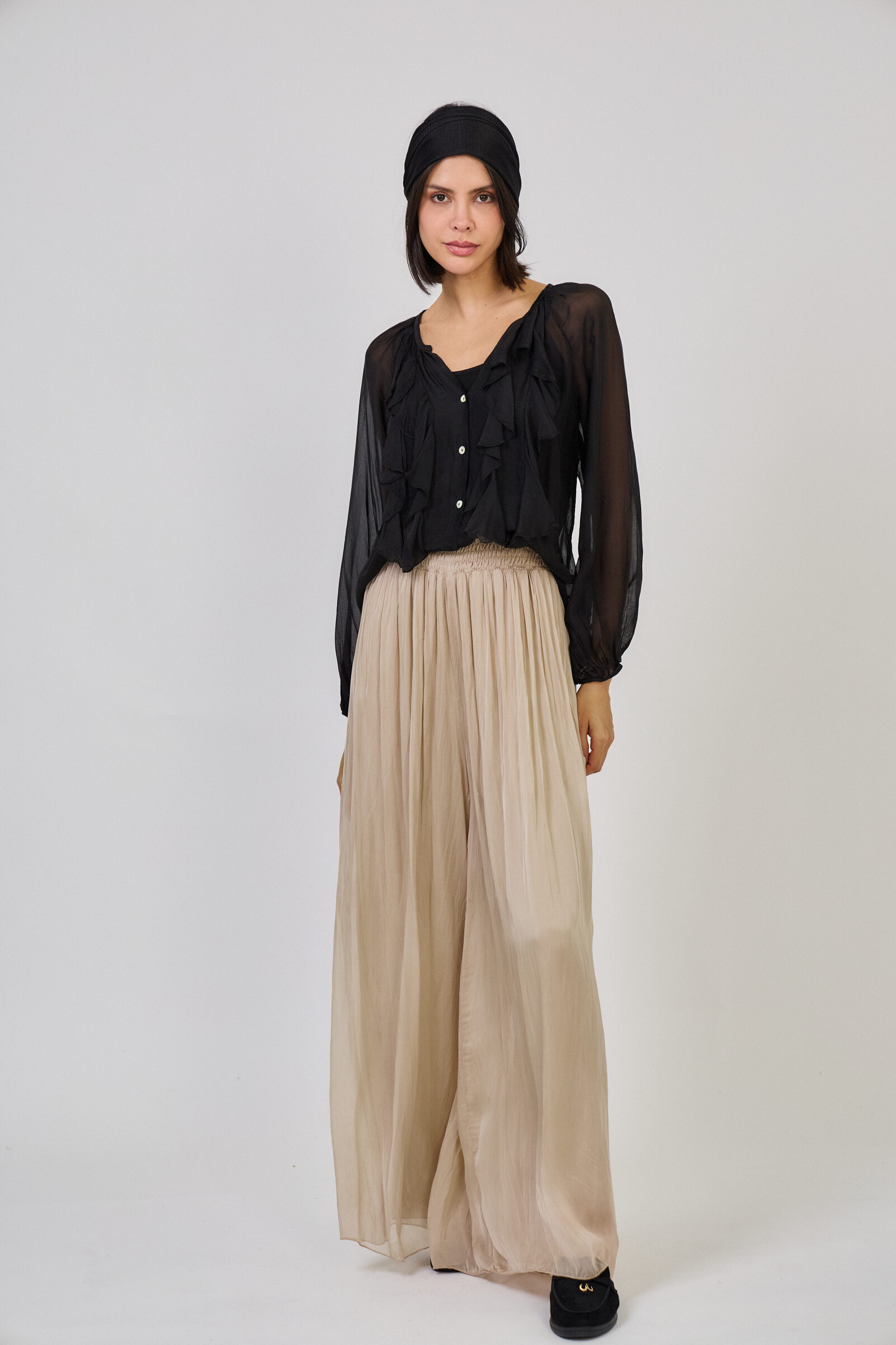 Grossista Max & Enjoy (Vêtements) - Blusta e pantaloni da ensemble di outfit (look totale) e pantaloni in seta vaporosa