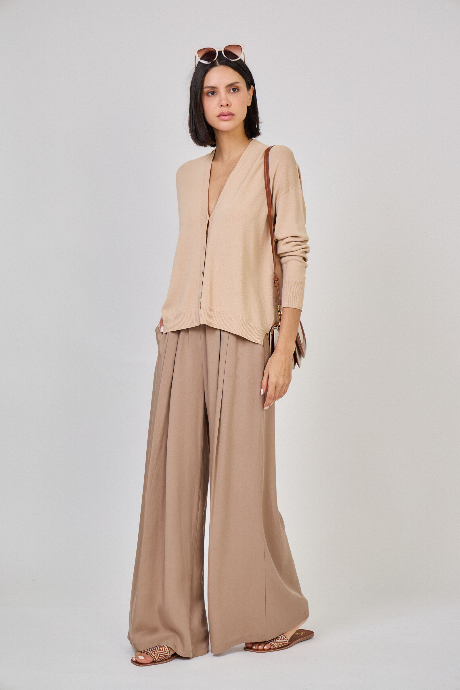 Grossiste Max & Enjoy (Vêtements) - OUTFIT (set total look) Ensemble Gilet fine et pantalon plissé large