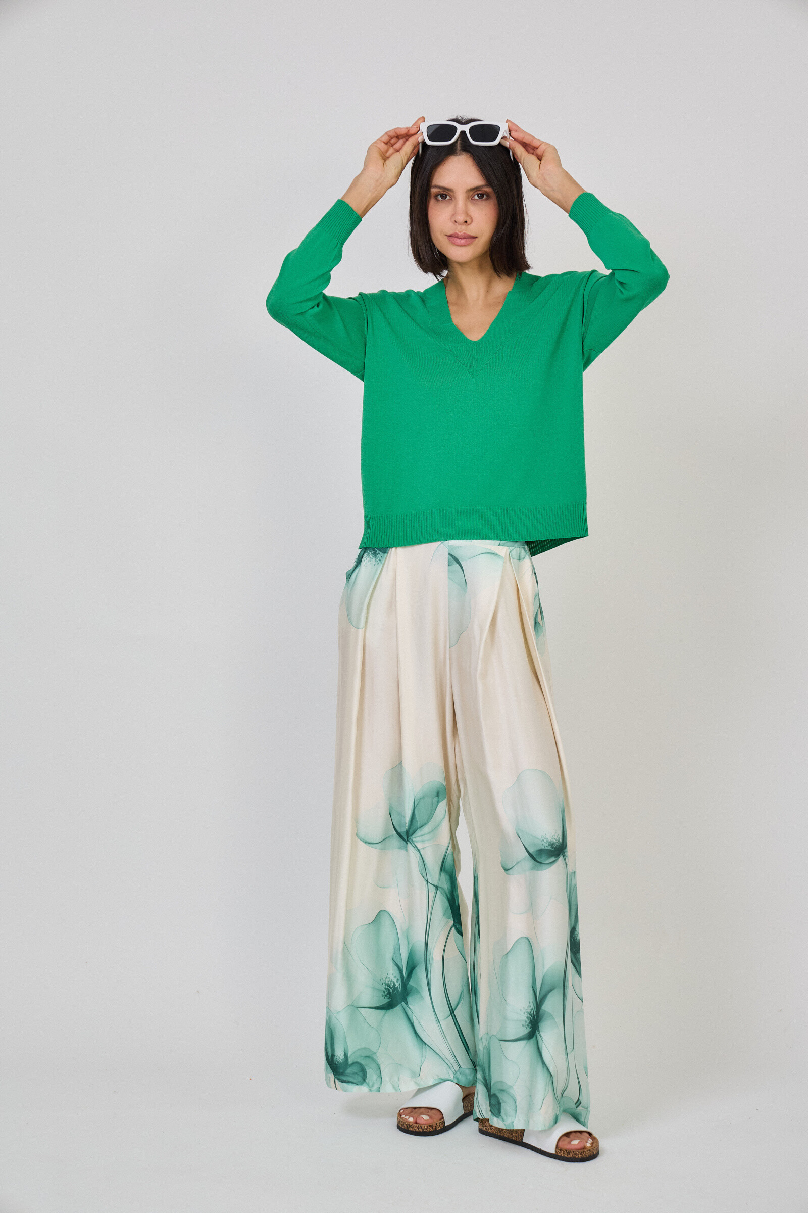 Grossiste Max & Enjoy (Vêtements) - OUTFIT (set total look) Pull léger sans couture et pantalon large en soi