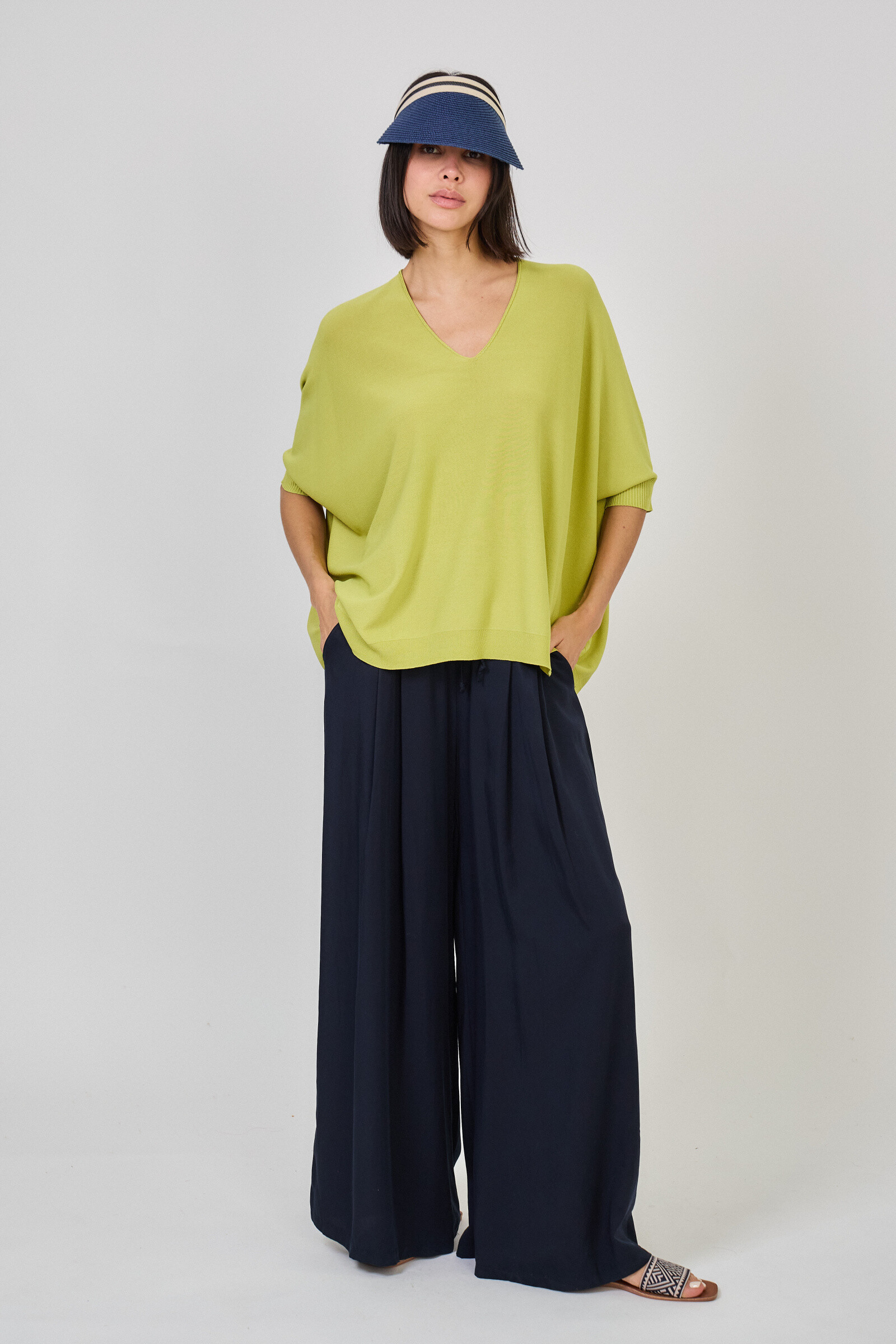 Grossiste Max & Enjoy (Vêtements) - OUTFIT (set total look) Ensemble Pull léger et Pantalon large