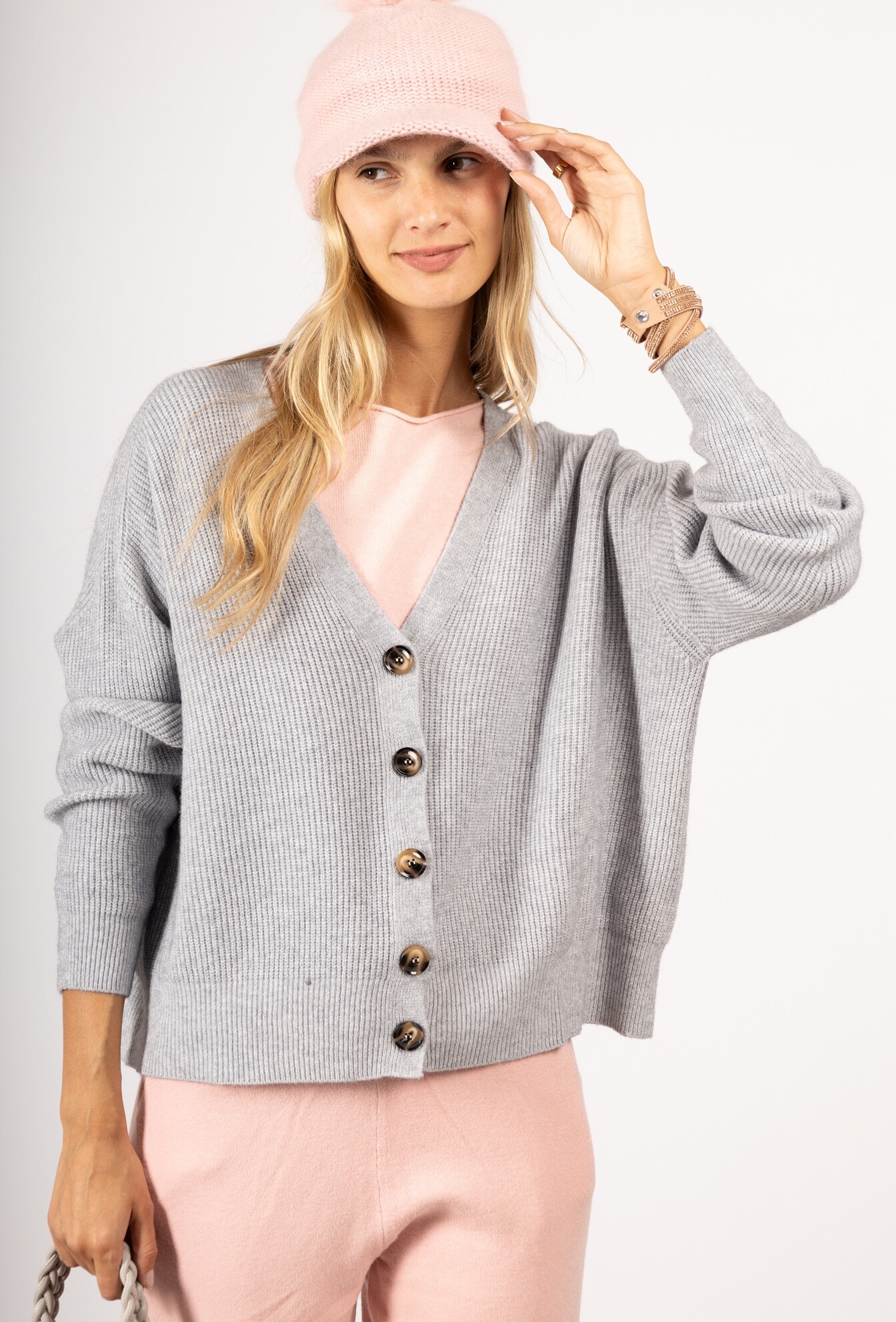 Wholesaler Max & Enjoy (Vêtements) - Seamless ribbed long sleeve cardigan, 5 buttons, cashmere touch