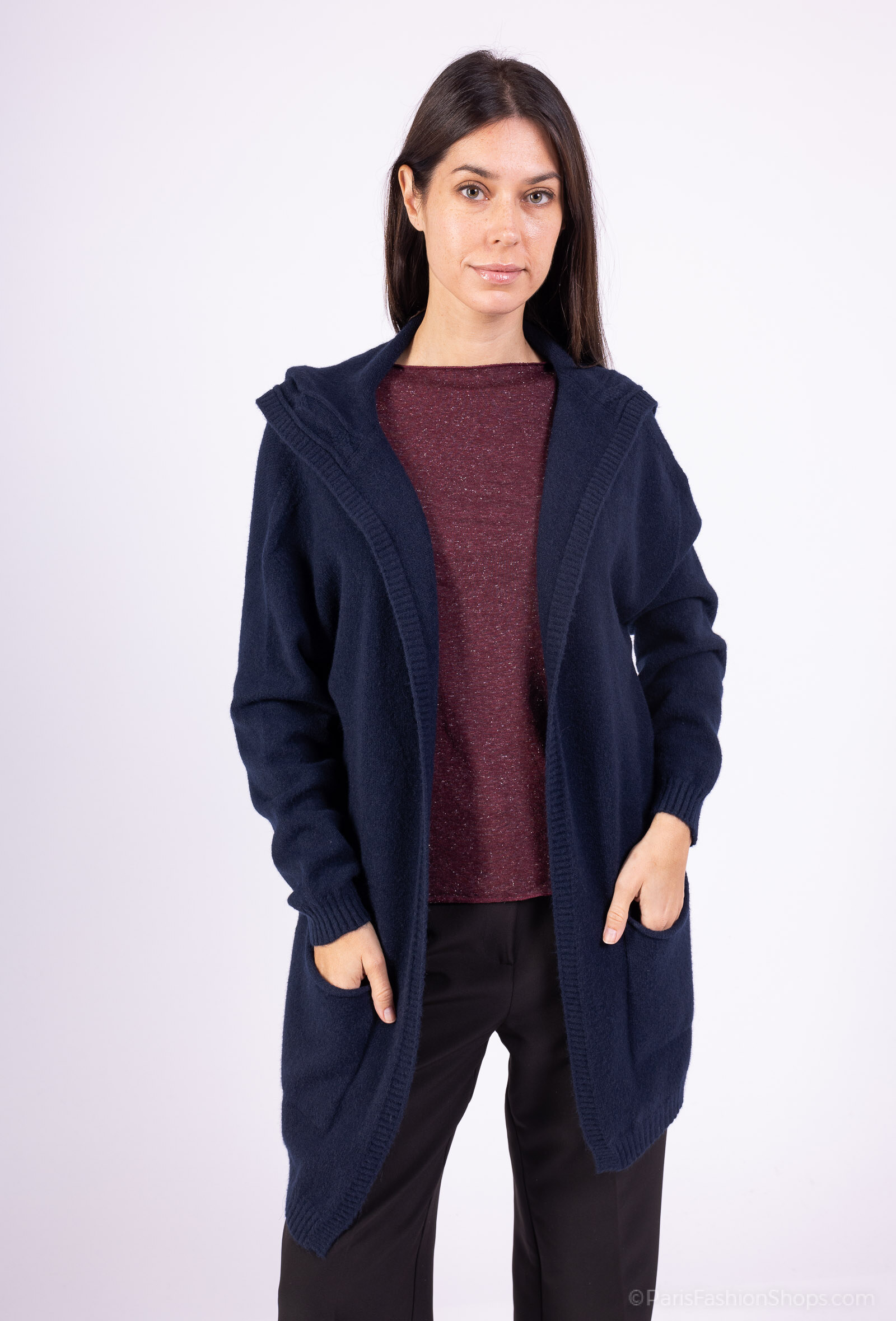 Grossiste Max & Enjoy (Vêtements) - Gilet mi-long oversize manches longues avec capuche et poches, sans couture, toucher cahemire