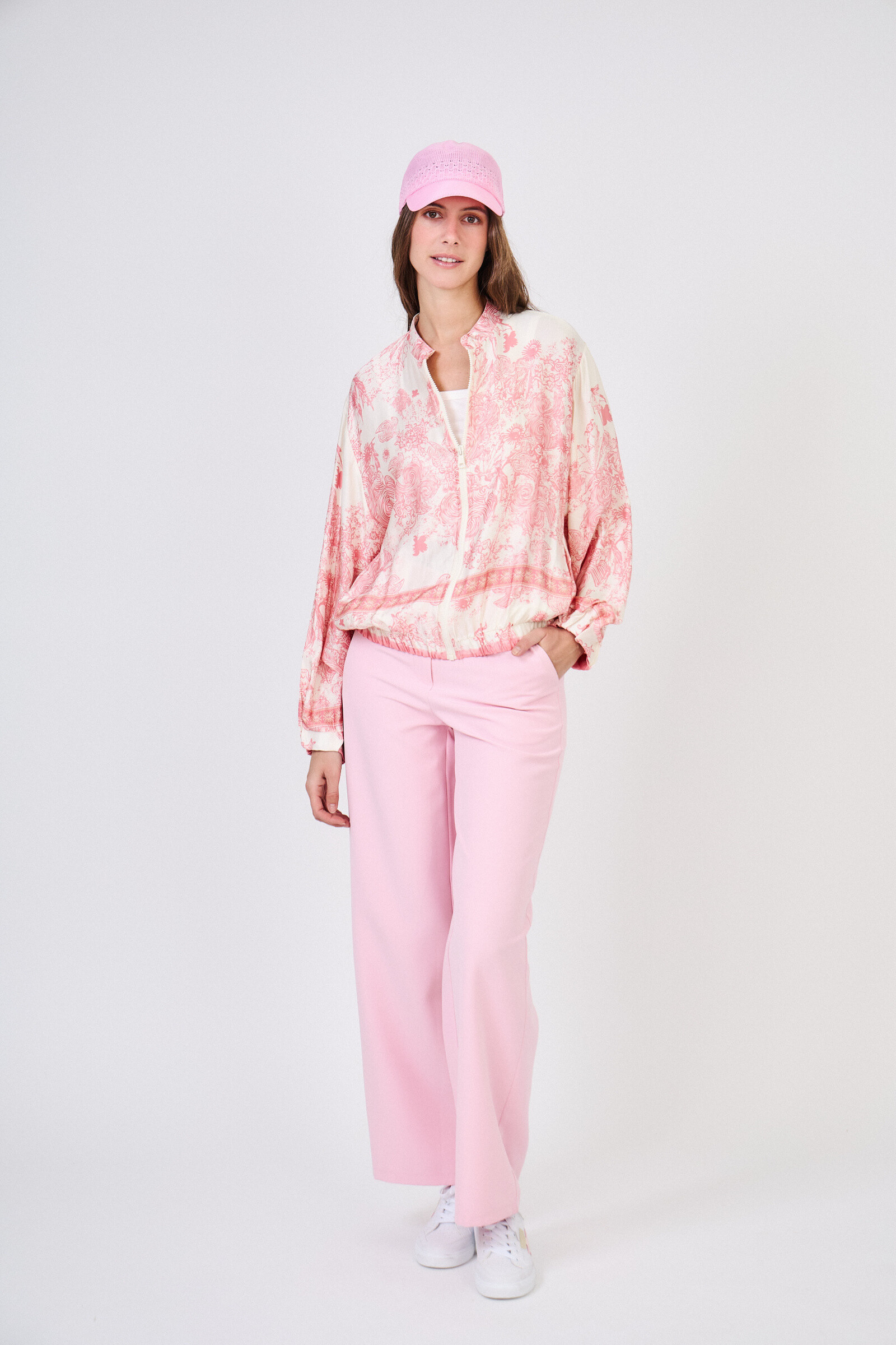 Wholesaler Max & Enjoy (Vêtements) - Solid high-waisted wide-leg pants with belt loops