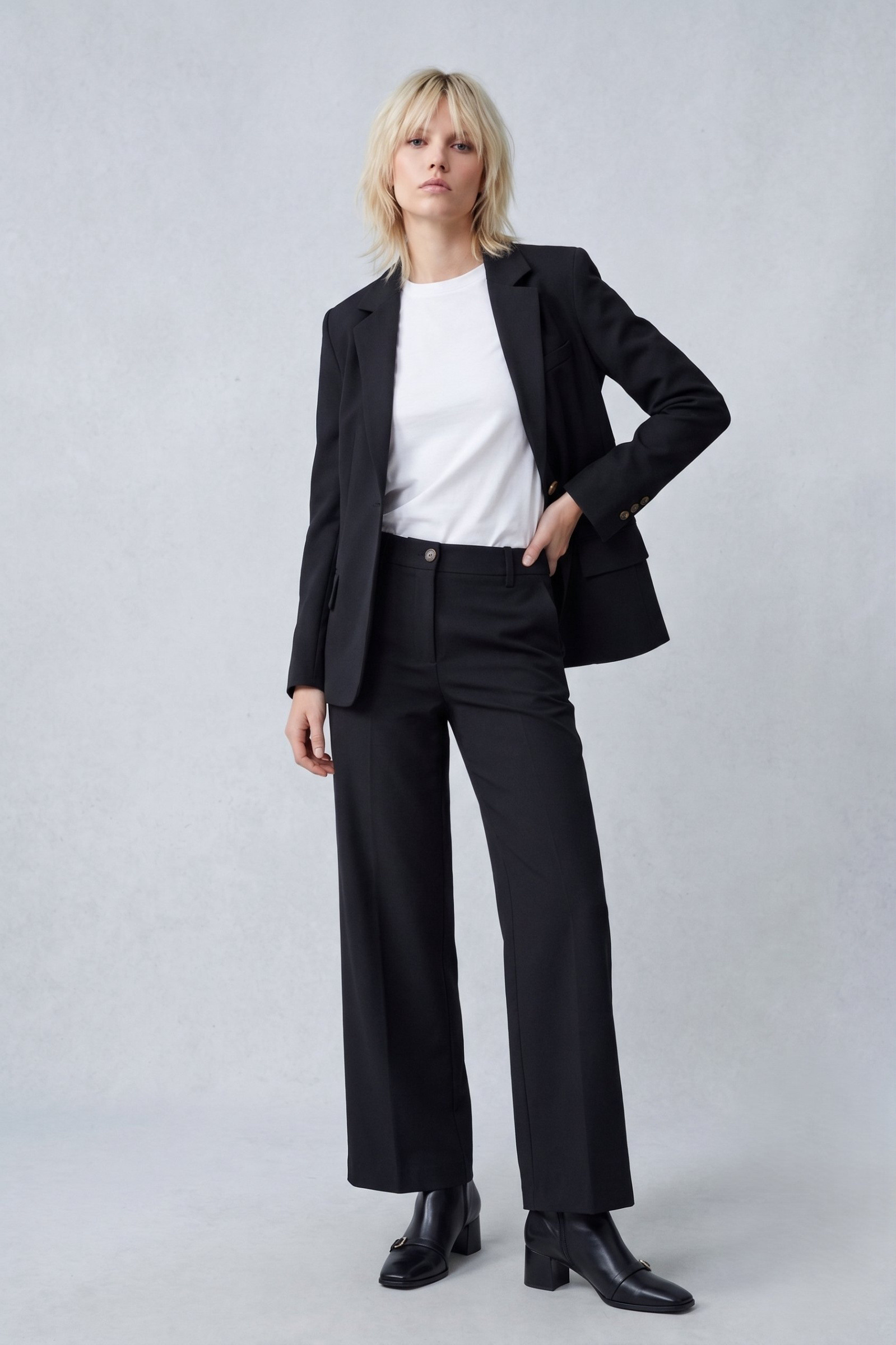 Großhändler Max & Enjoy (Vêtements) - Hoch taillierte einfarbige Hose mit Falten