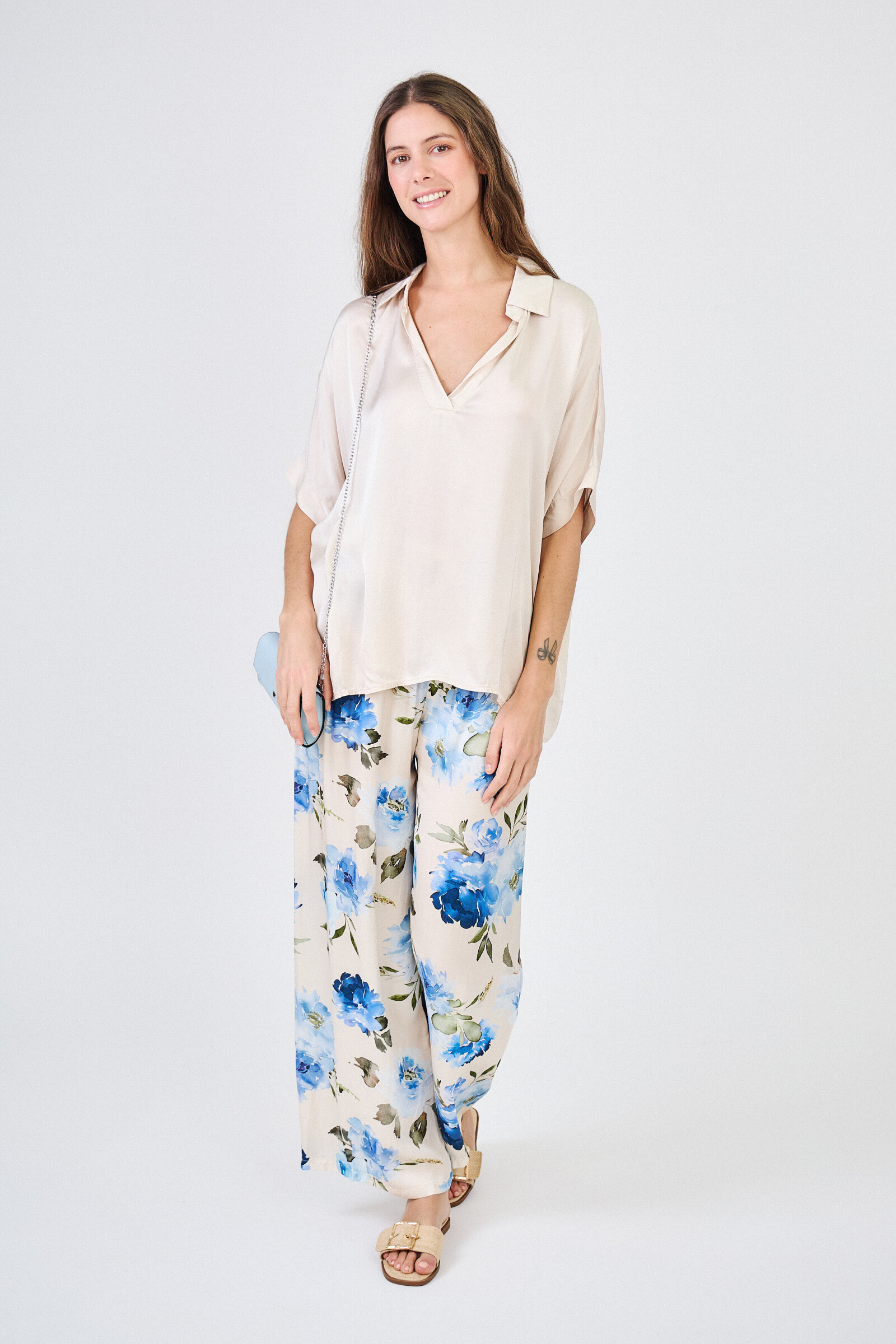 Grossista Max & Enjoy (Vêtements) - Pantaloni stampati flores flori mescolati con effetto raso