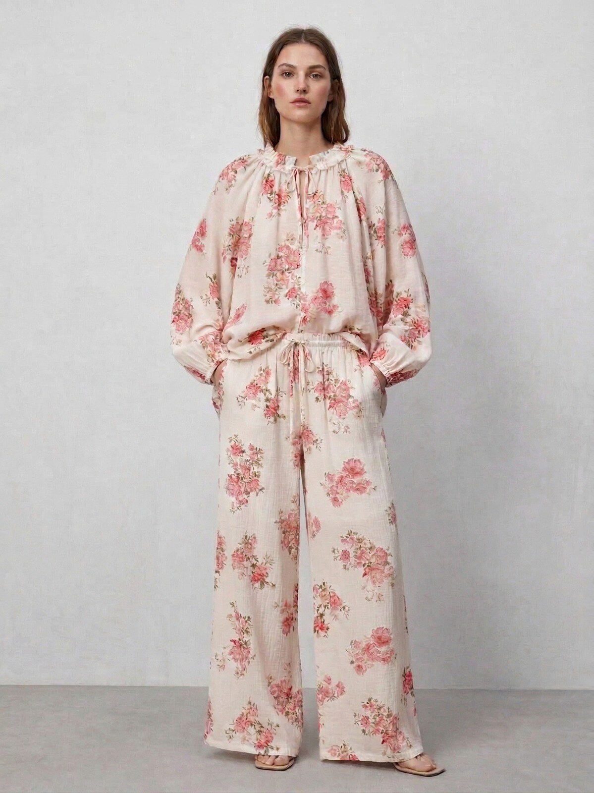 Grossiste Max & Enjoy (Vêtements) - Pantalon fluide imprimé floral en lyocell