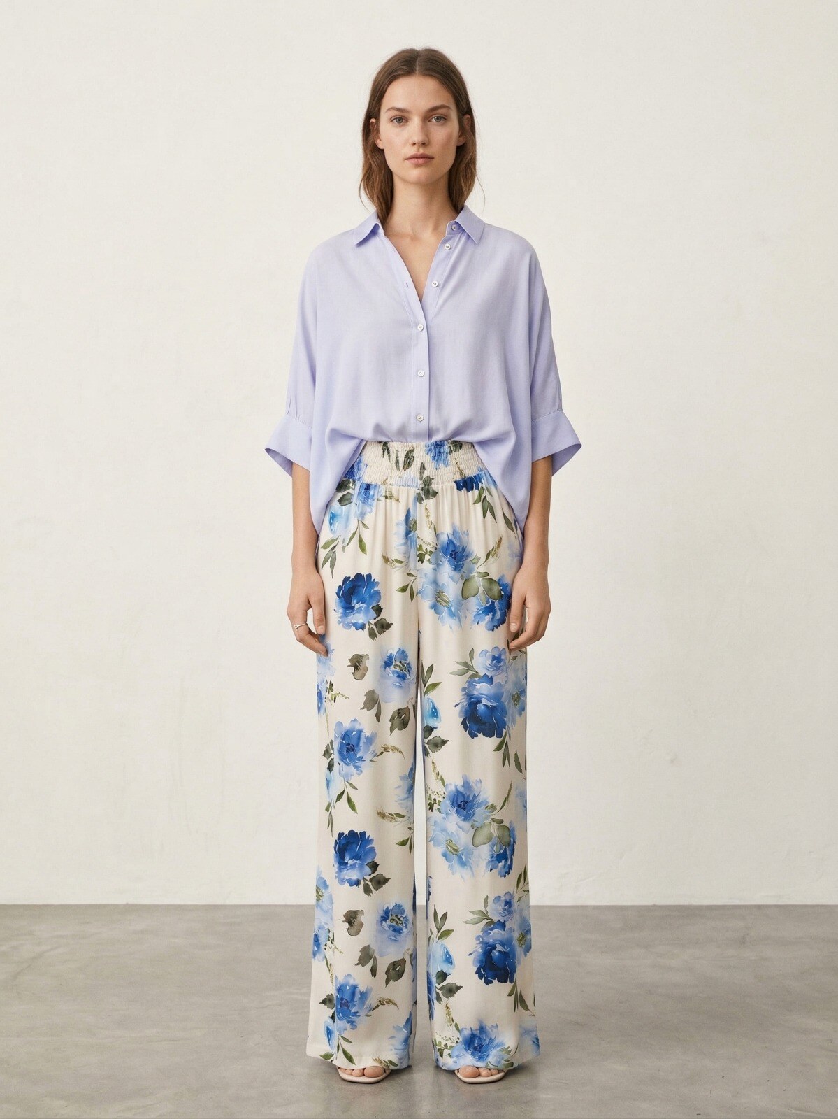 Großhändler Max & Enjoy (Vêtements) - Fließende Weite Hose – Blaues Blumenmuster