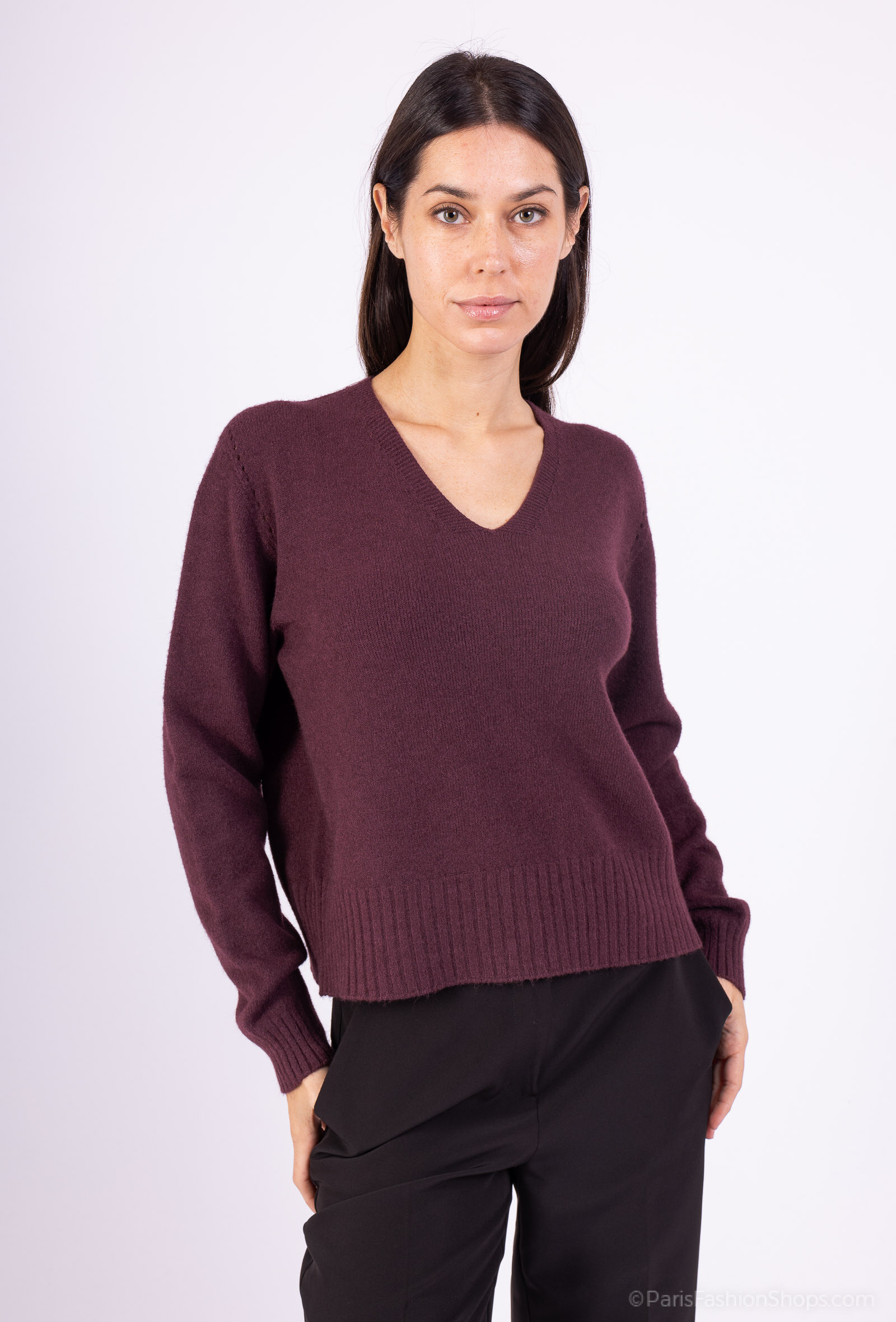 Grossiste Max & Enjoy (Vêtements) - Pull col v, manches longues sans couture au toucher cachemire