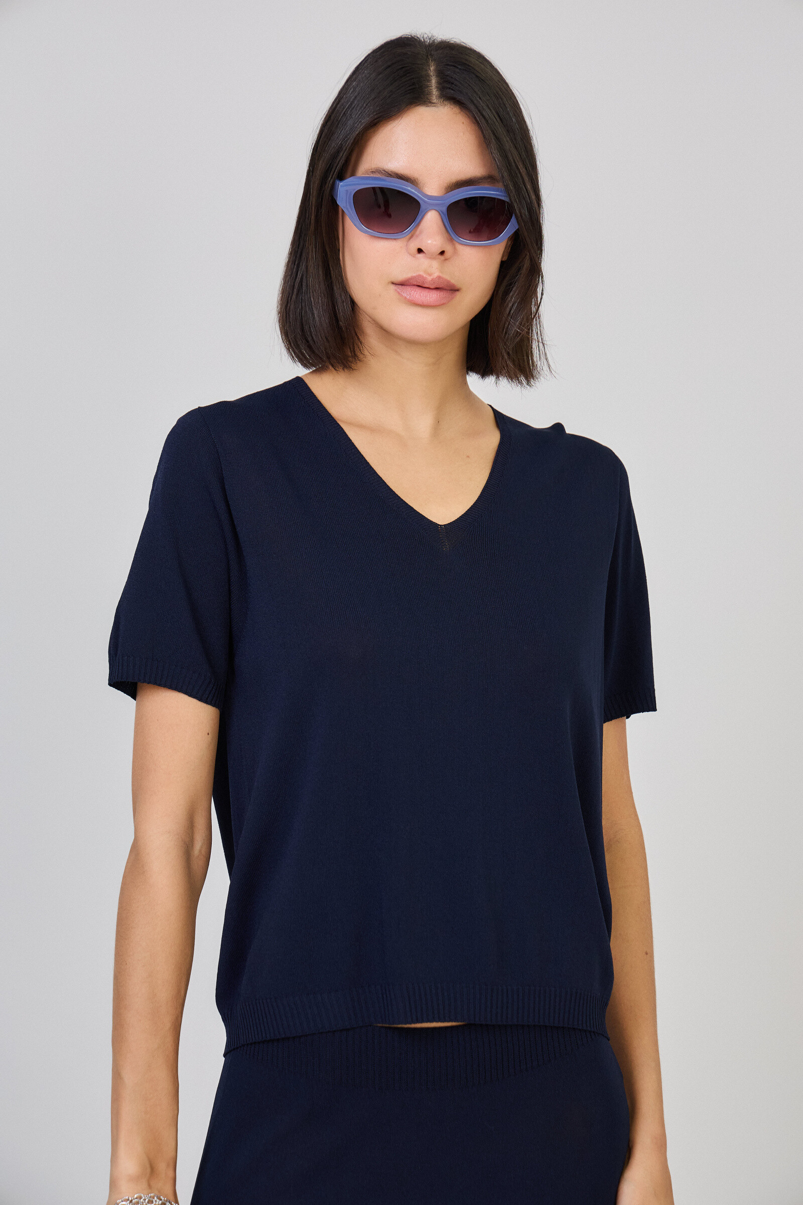 Grossista Max & Enjoy (Vêtements) - Maglione leggero scollo a V senza cuciture