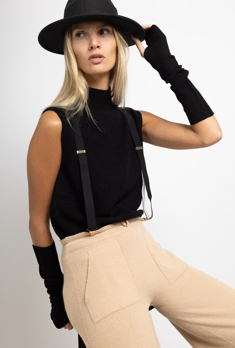 Wholesaler Max & Enjoy (Vêtements) - Sleeveless, seamless high-neck sweater