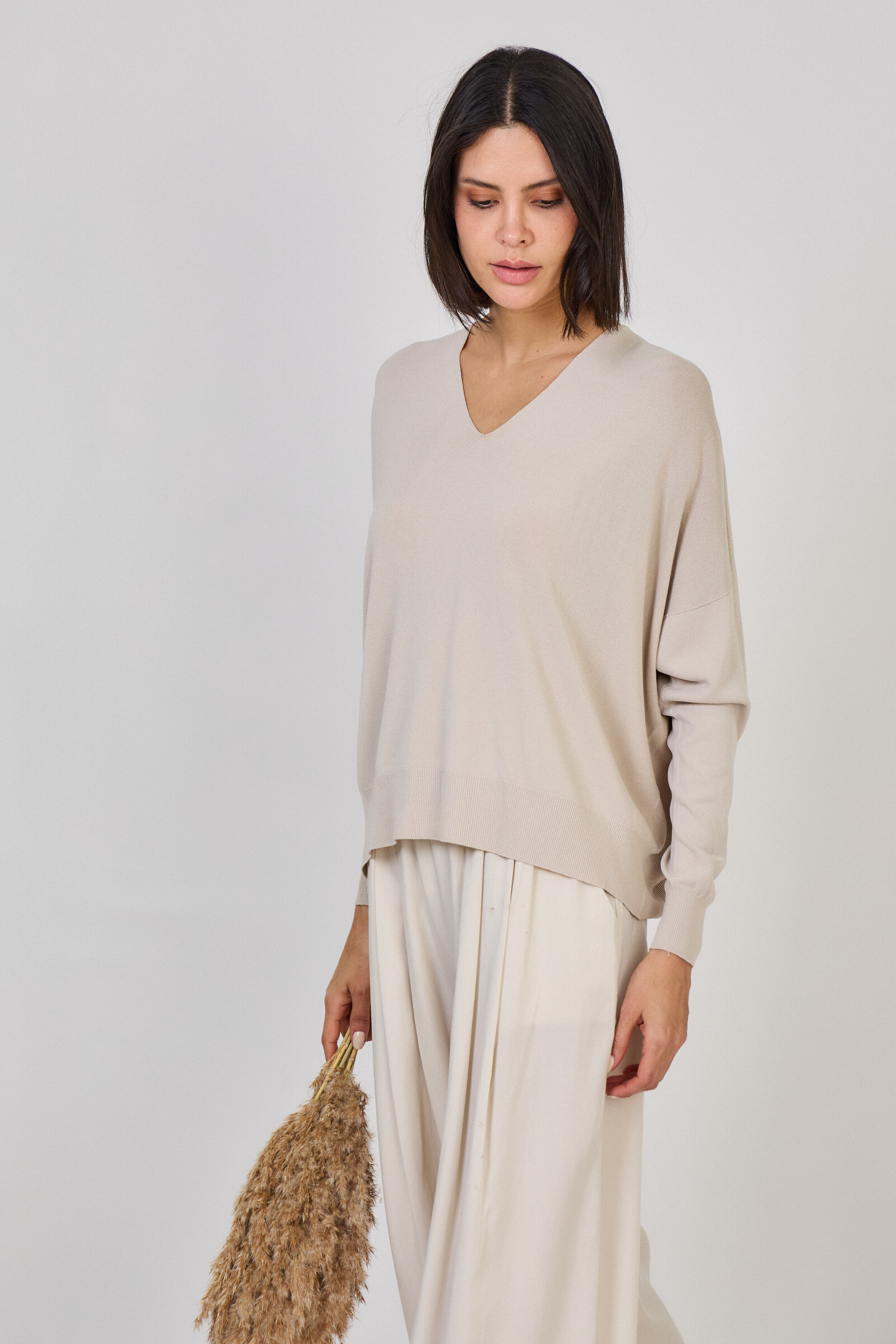 Grossiste Max & Enjoy (Vêtements) - Pull col v en maille froide sans couture