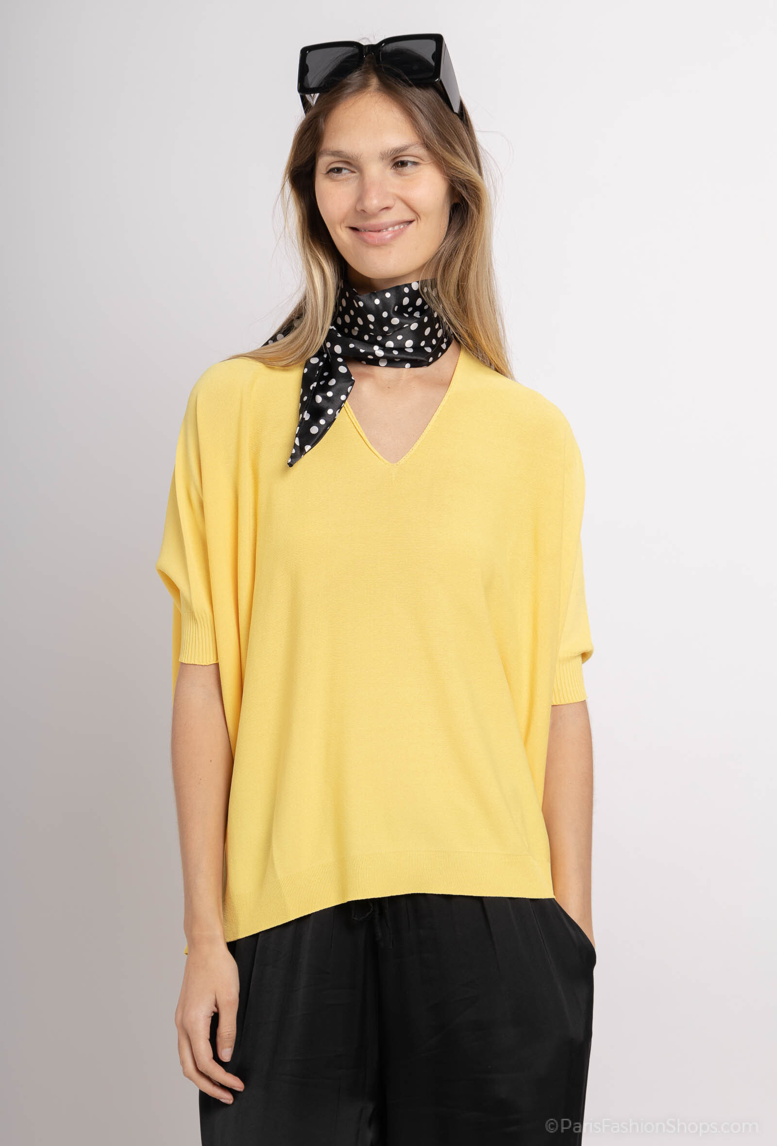 Grossista Max & Enjoy (Vêtements) - Maglione a maglie fine e leggera senza maniche senza soluzione di continuità, oversize e corte