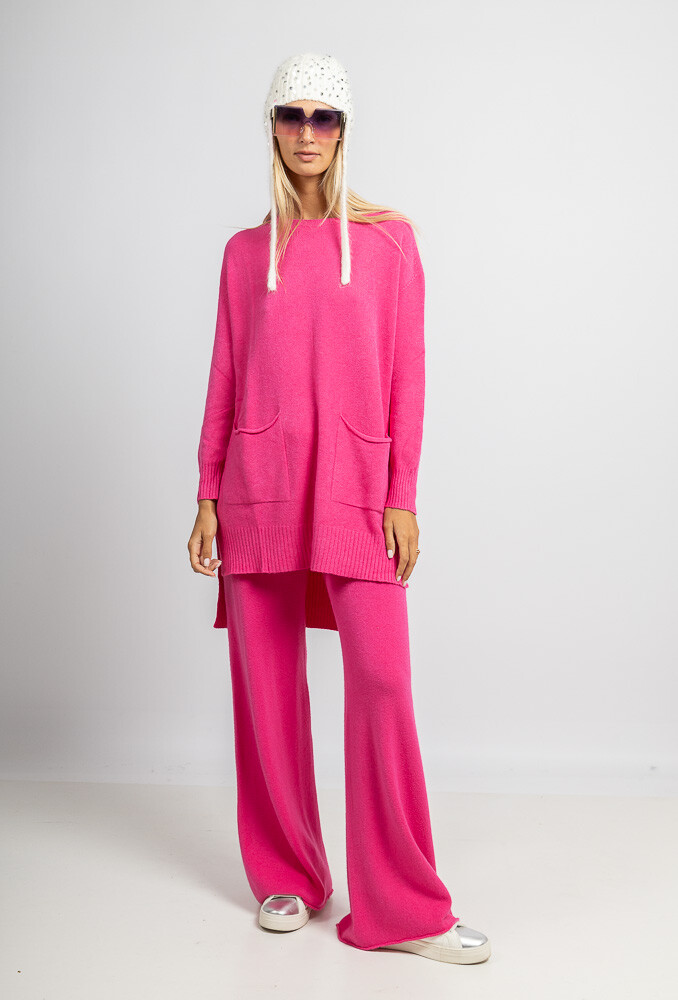 Wholesaler Max & Enjoy (Vêtements) - Long seamless round neck sweater, two front pockets, longer at the back, cashmere touch