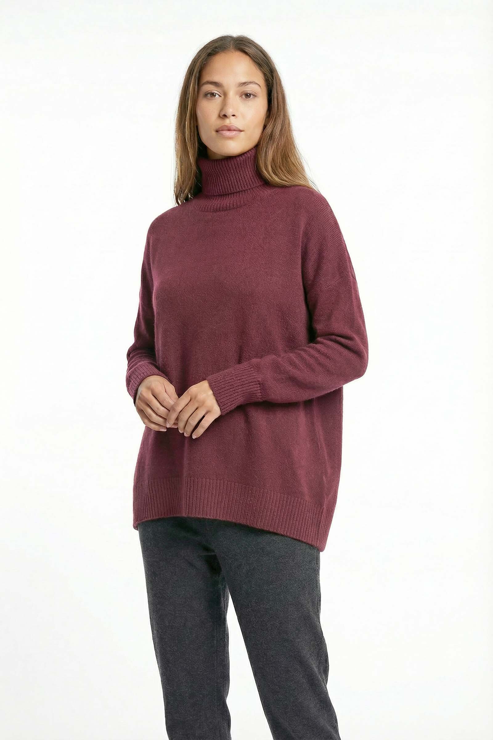 Pull col roulé oversize sans couture au toucher cachemire