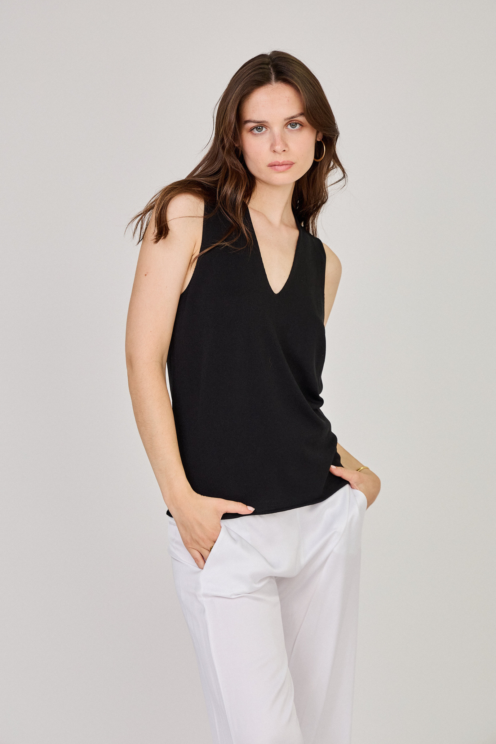 Grossiste Max & Enjoy (Vêtements) - Débardeur en maille froide sans couture, col V