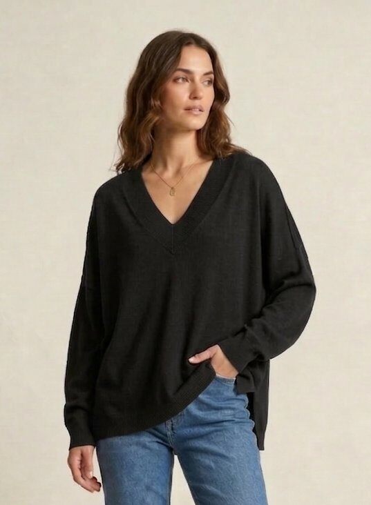 Grossiste Max & Enjoy (Vêtements) - Pull maille fine et légère oversize sans couture