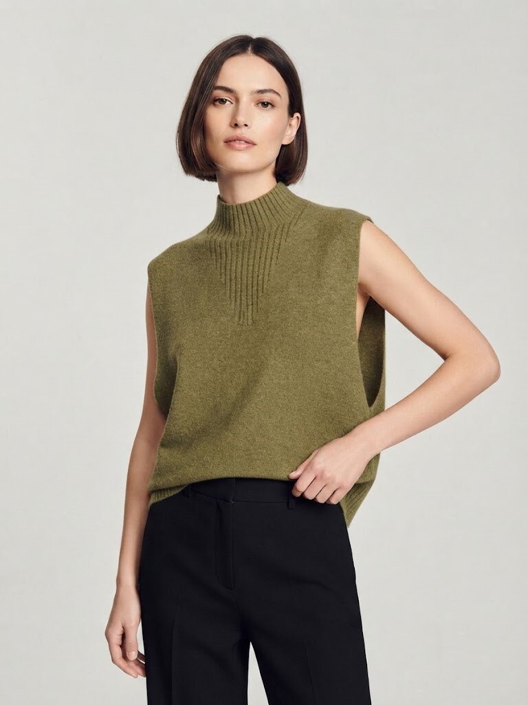 Grossiste Max & Enjoy (Vêtements) - Pull col montant sans couture, sans manches, emmanchures larges