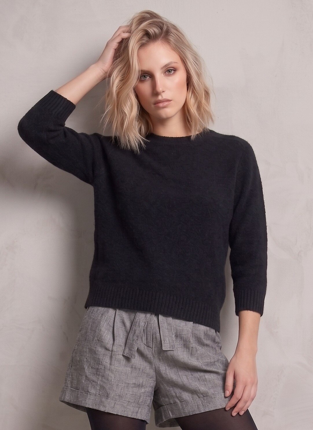 Grossiste Max & Enjoy (Vêtements) - Pull en maille col rond manches 3/4 sans couture au toucher cachemire
