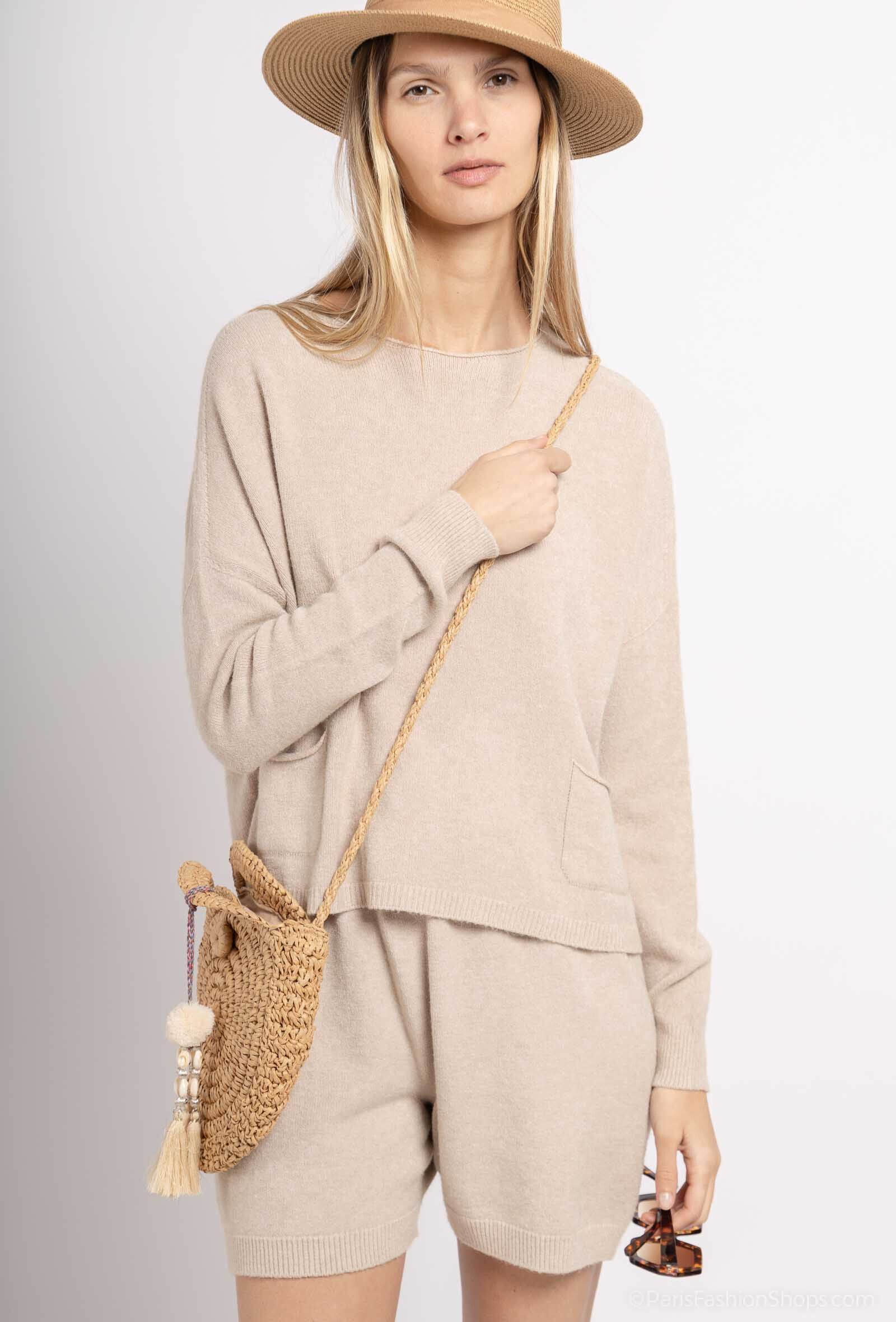 Grossista Max & Enjoy (Vêtements) - Sighizzigio oversize collo rotondo con due tasche anteriori senza soluzione di continuità, tocco cashmere