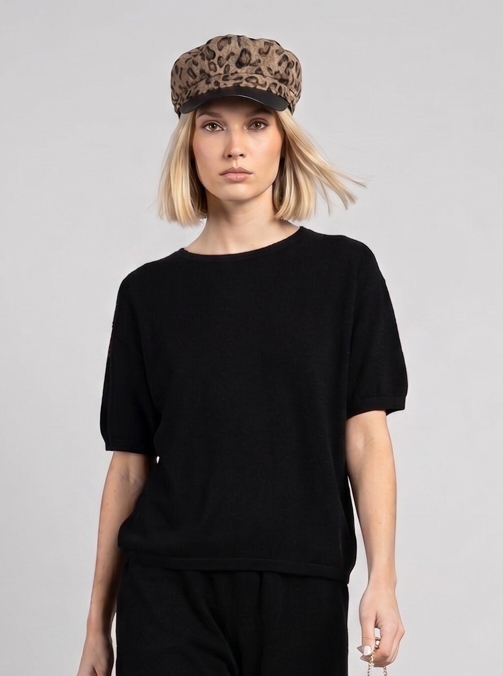 Grossiste Max & Enjoy (Vêtements) - Pull court col montant sans couture au toucher cachemire