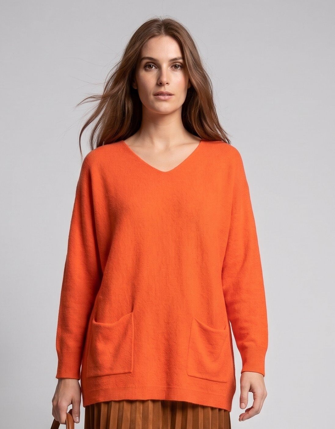 Grossiste Max & Enjoy (Vêtements) - Pull oversize col bateau sans couture, manches longues, 2 poches