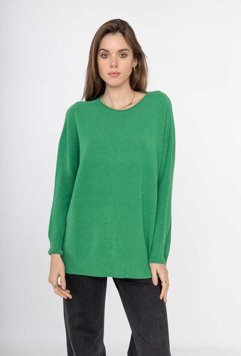 Long seamless round neck sweater with cashmere touch-370278
- Round neck
- Long sleeves
- Ribbed cuffs and waist
- Seamless
- Cashmere touch
- Oversized: one size 36-42
- The model is 1.78m tall and wears a size 36-42
- Made in Italy from recycled fabric and Oeko-Tex ® certified, Max & Enjoy is committed to sustainable fashion that respects your skin and the environment.
- Stylist's tip:
Create a full knit outfit by adding our pants or skirts for a truly trendy look.
Complete your outfit with our accessories: Mittens, hats, and scarves for a full knit silhouette in solid or two-tone, all signed Max & Enjoy.
Its plus: Timeless and comfortable, adapts to all body shapes.