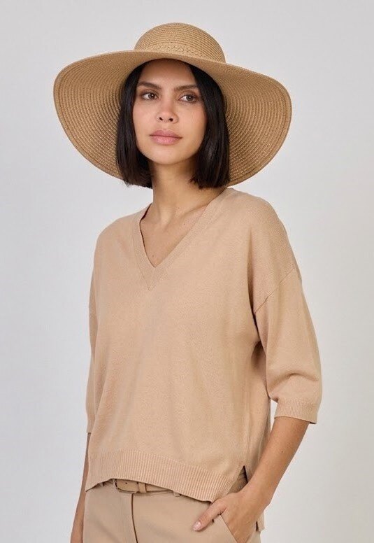 Grossiste Max & Enjoy (Vêtements) - Pull léger col V, sans couture, manches courtes
