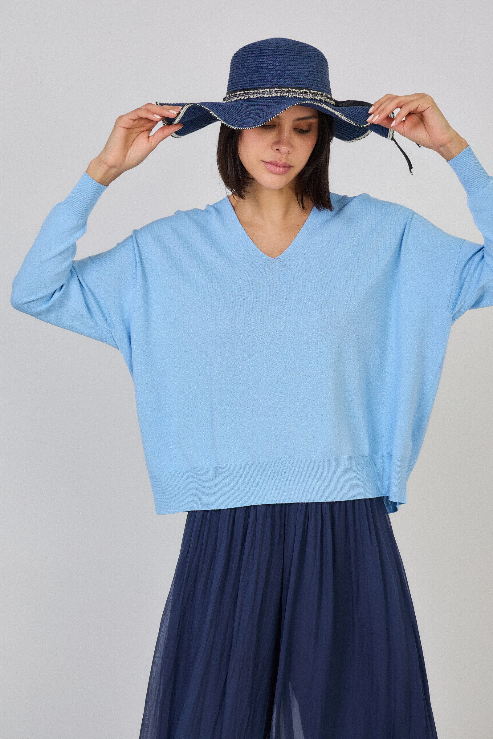 Grossiste Max & Enjoy (Vêtements) - Pull col v en maille froide sans couture
