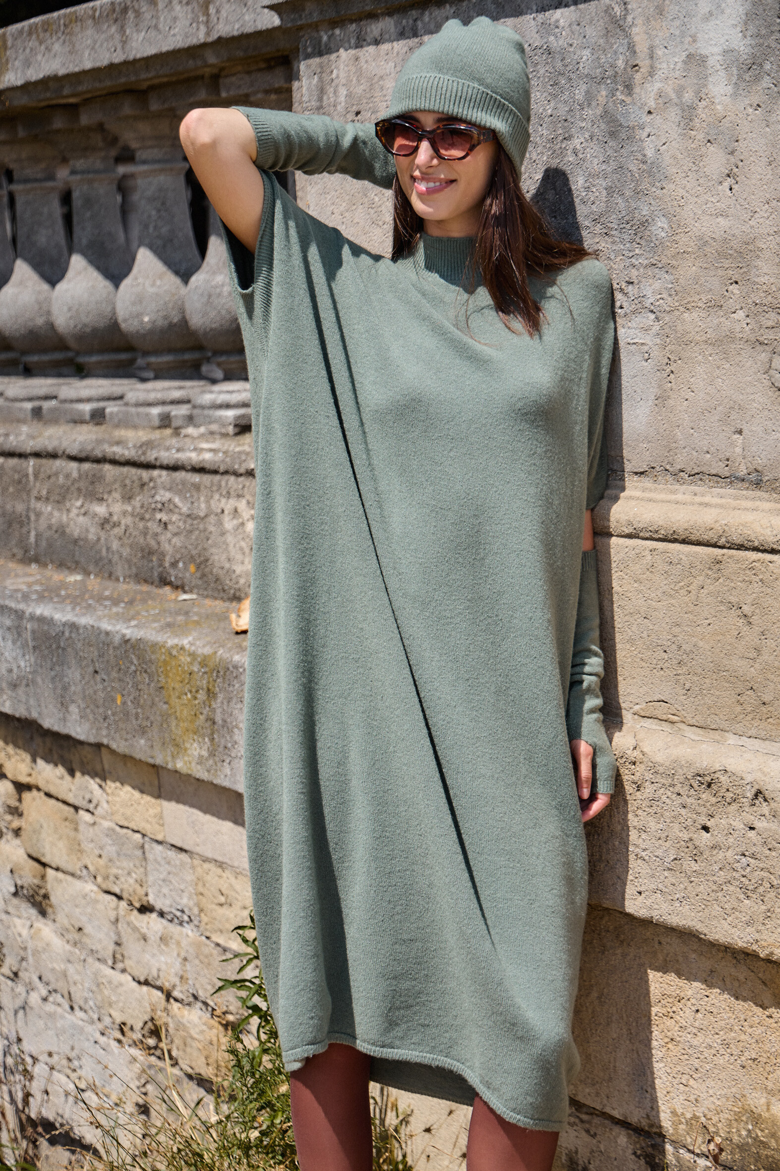 Mayorista Max & Enjoy (Vêtements) - Vestido midi largo de punto oversize sin costuras con cuello alto
